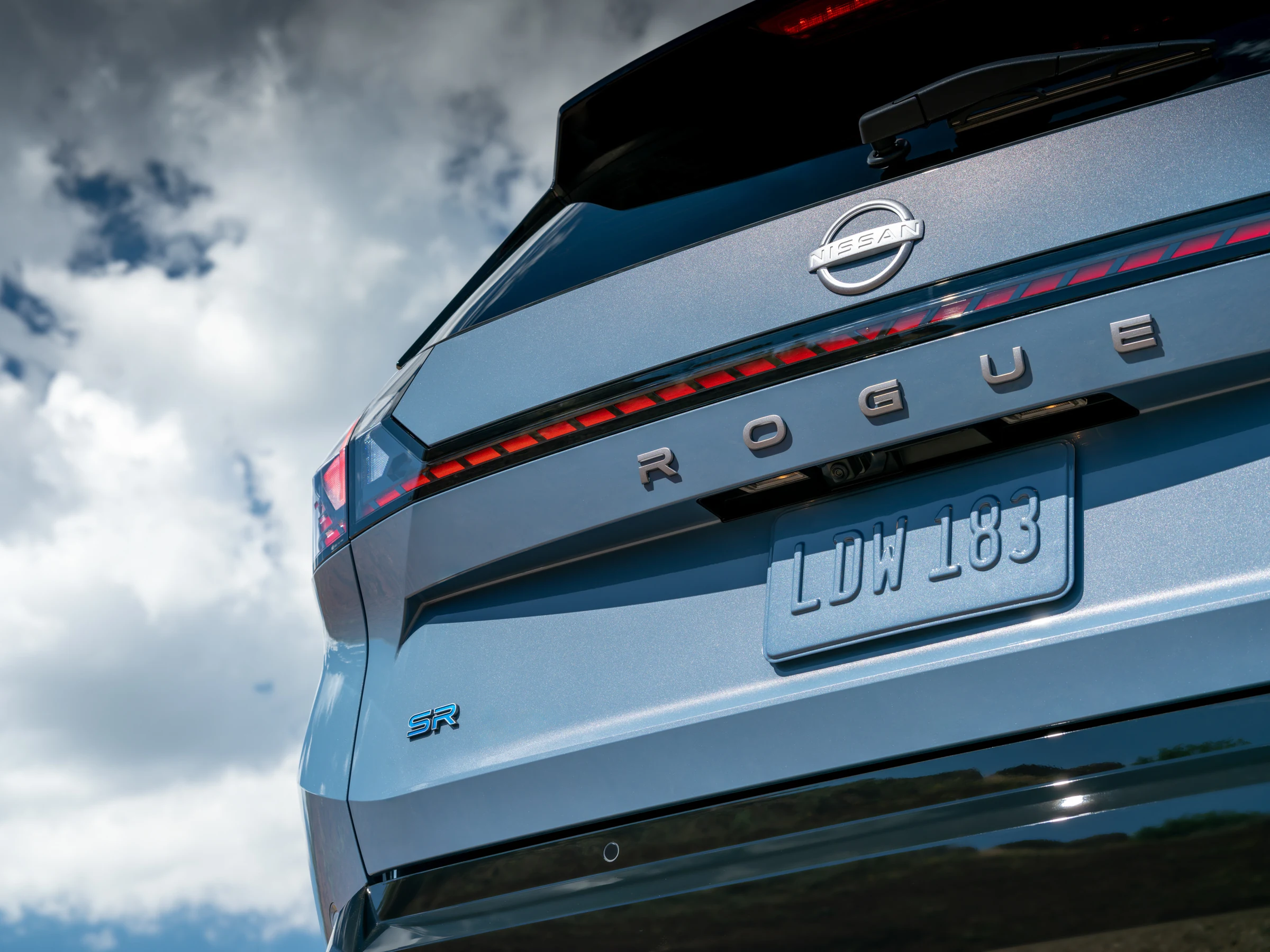 2027 Nissan Rogue Hybrid exterior detail photo 9
