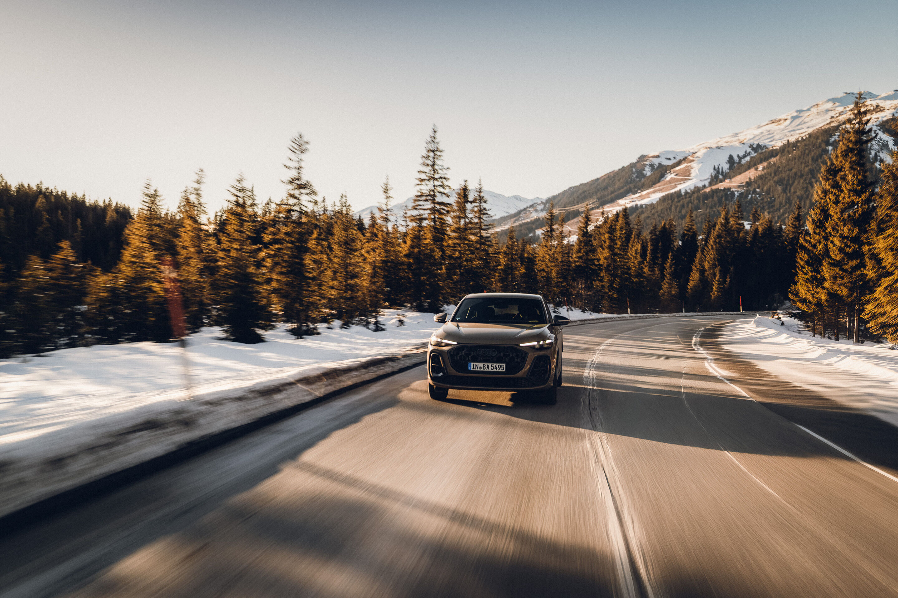 Audi Q5 Sportback additional exterior official photo