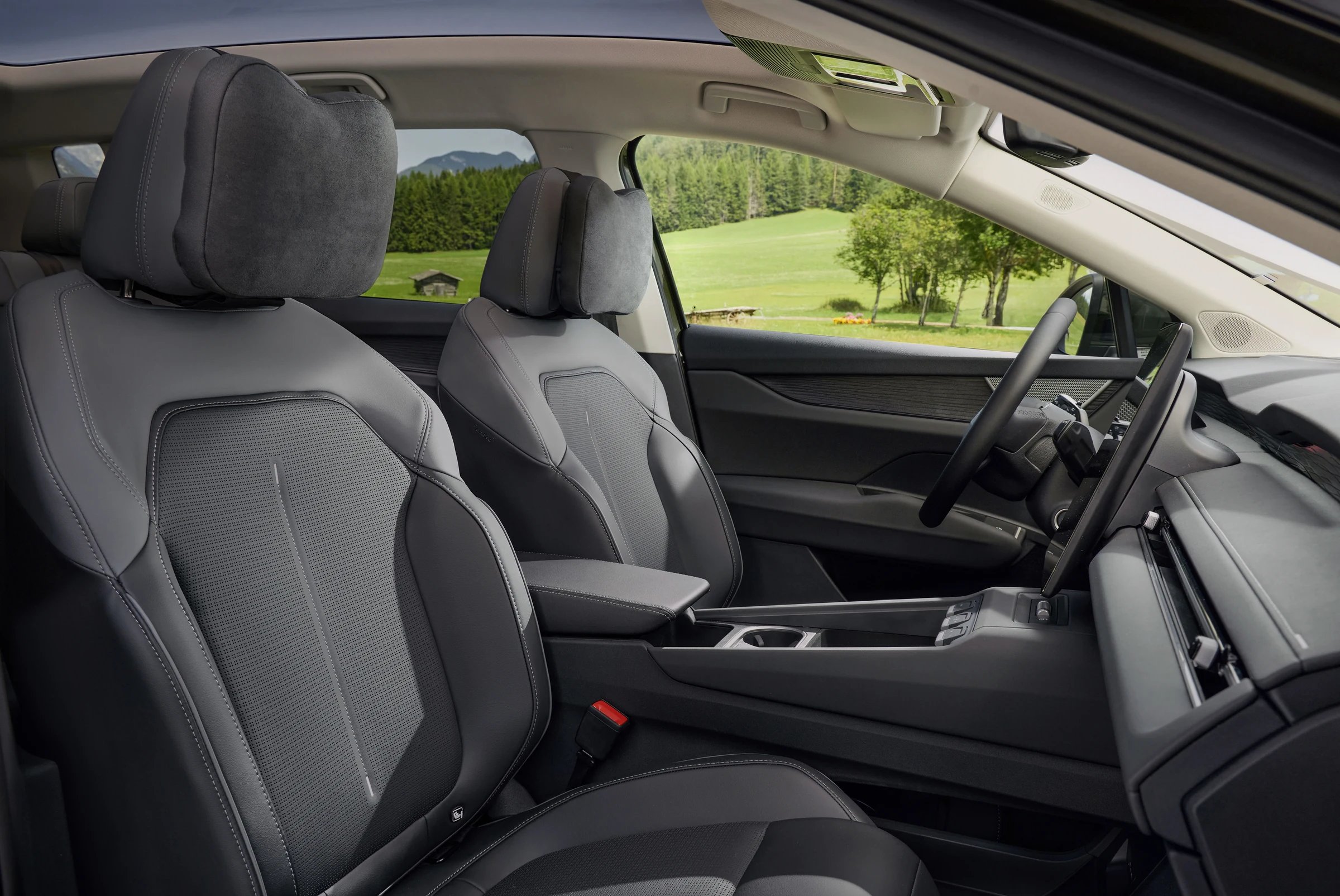 Skoda Peaq interior official photo 22