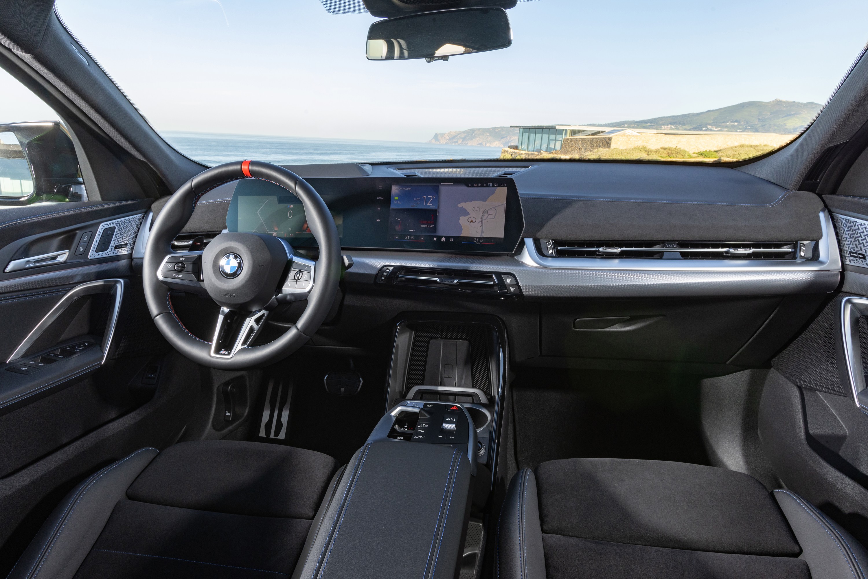 BMW X2 interior P90540206