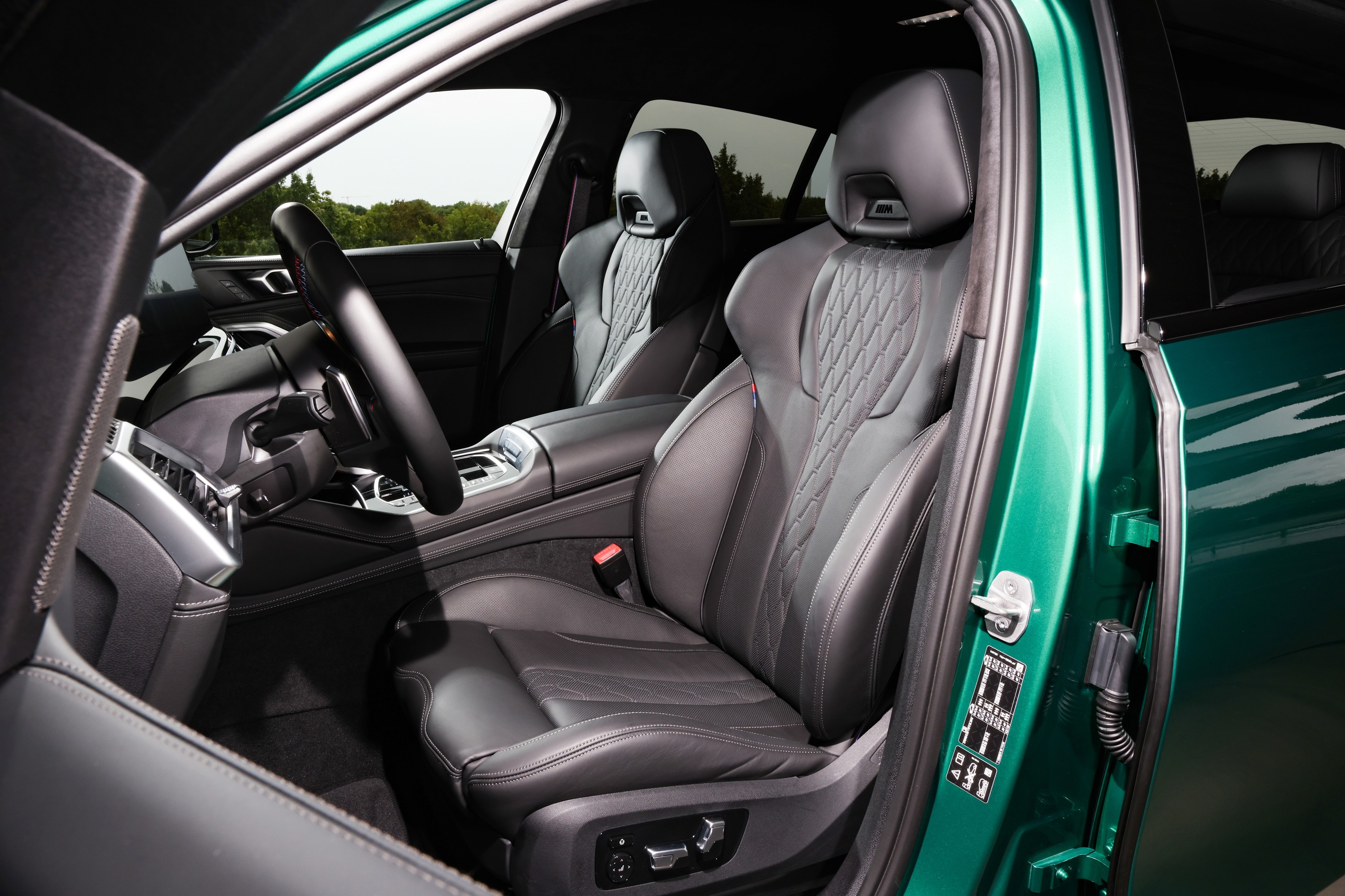 BMW X6 exterior P90518208