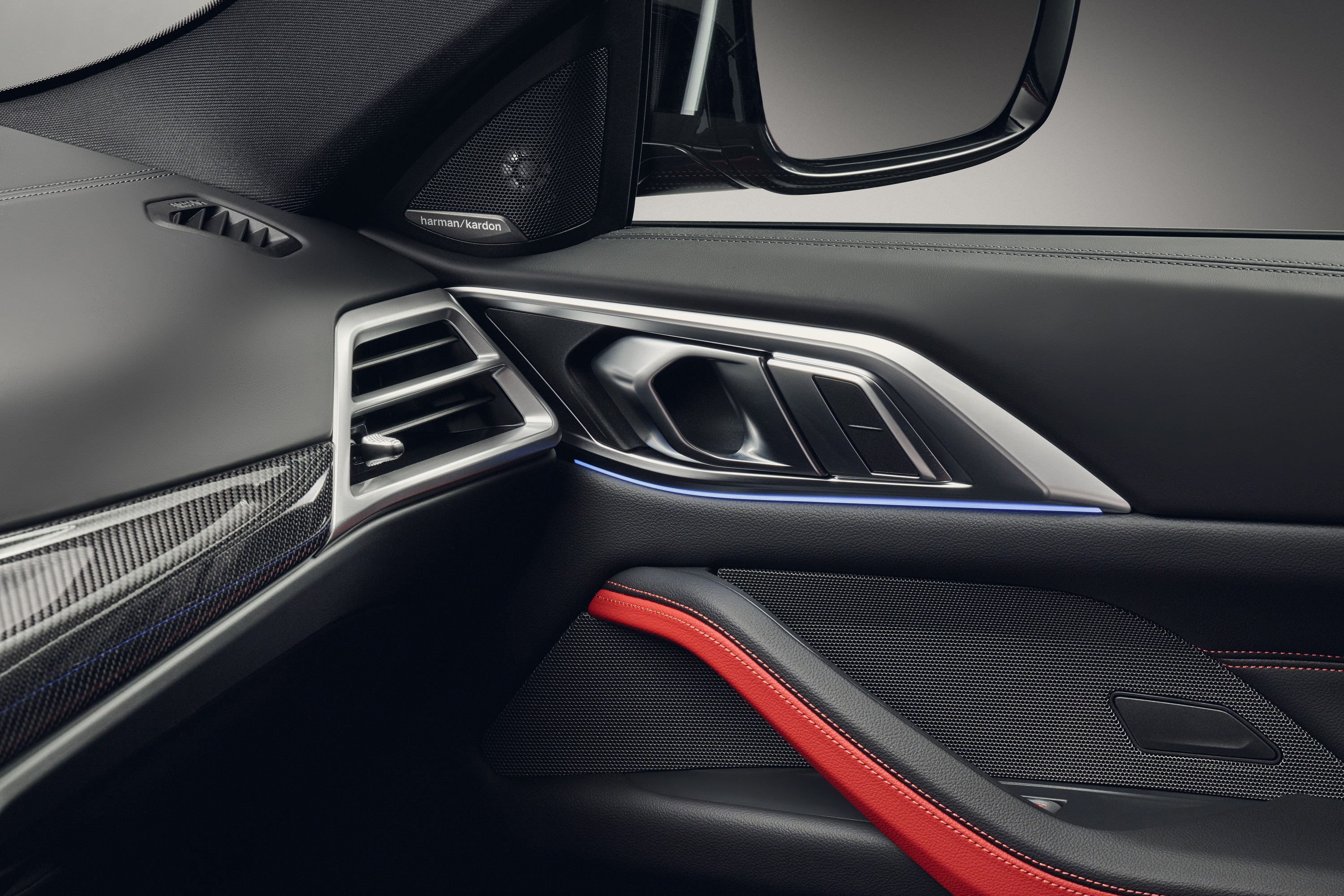 BMW 4 Series interior P90535794