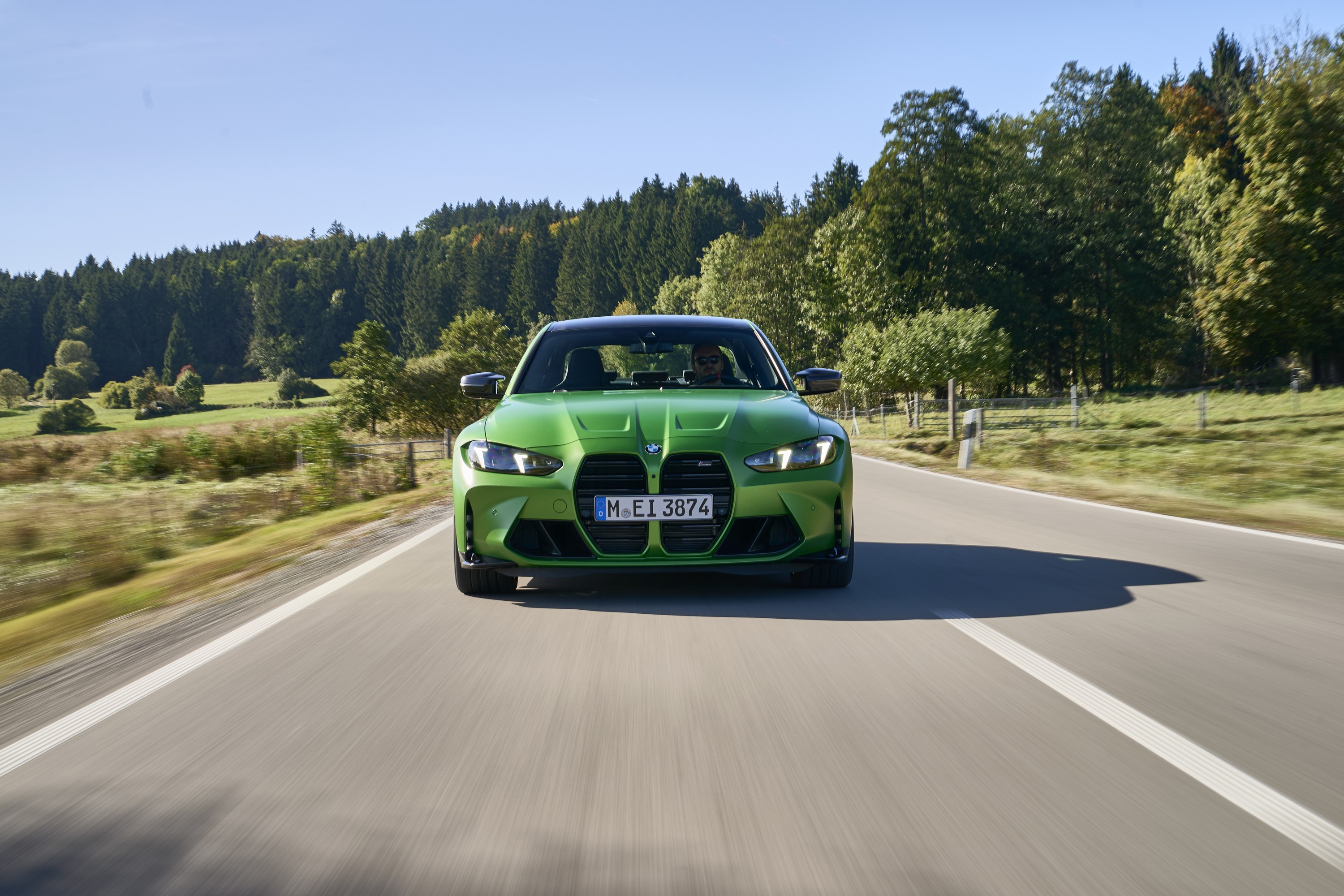 BMW M3 exterior P90550996