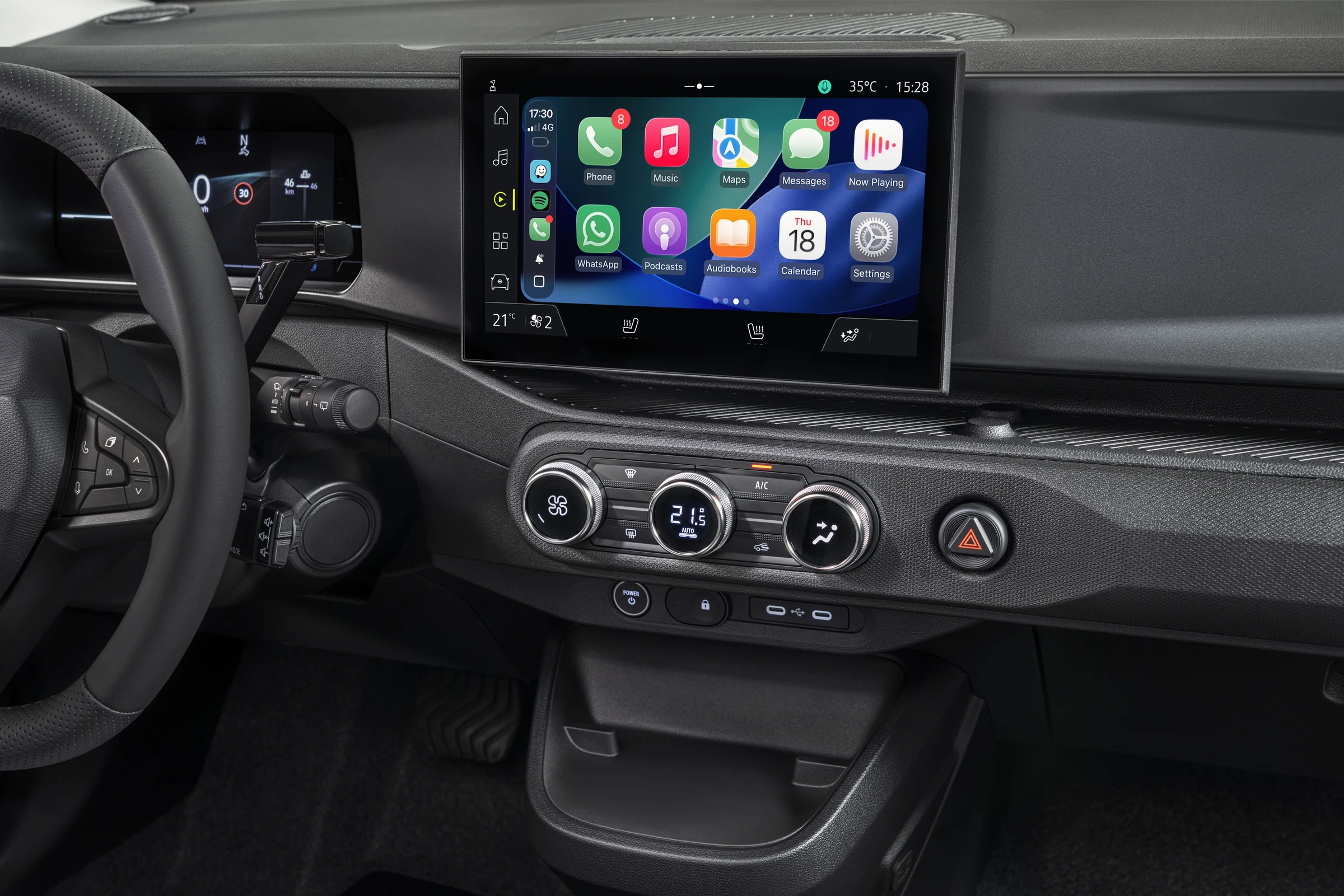 Nissan Pixo interior official photo 13
