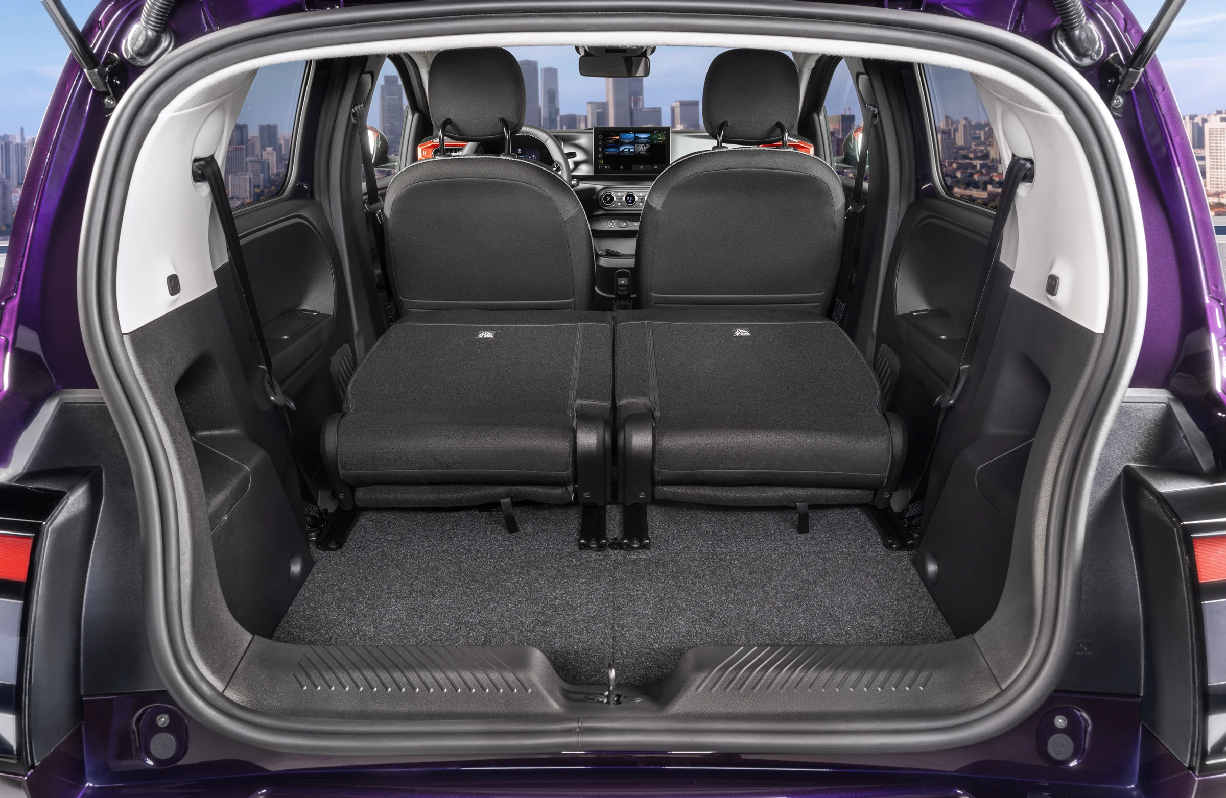 Nissan Pixo interior official photo 27