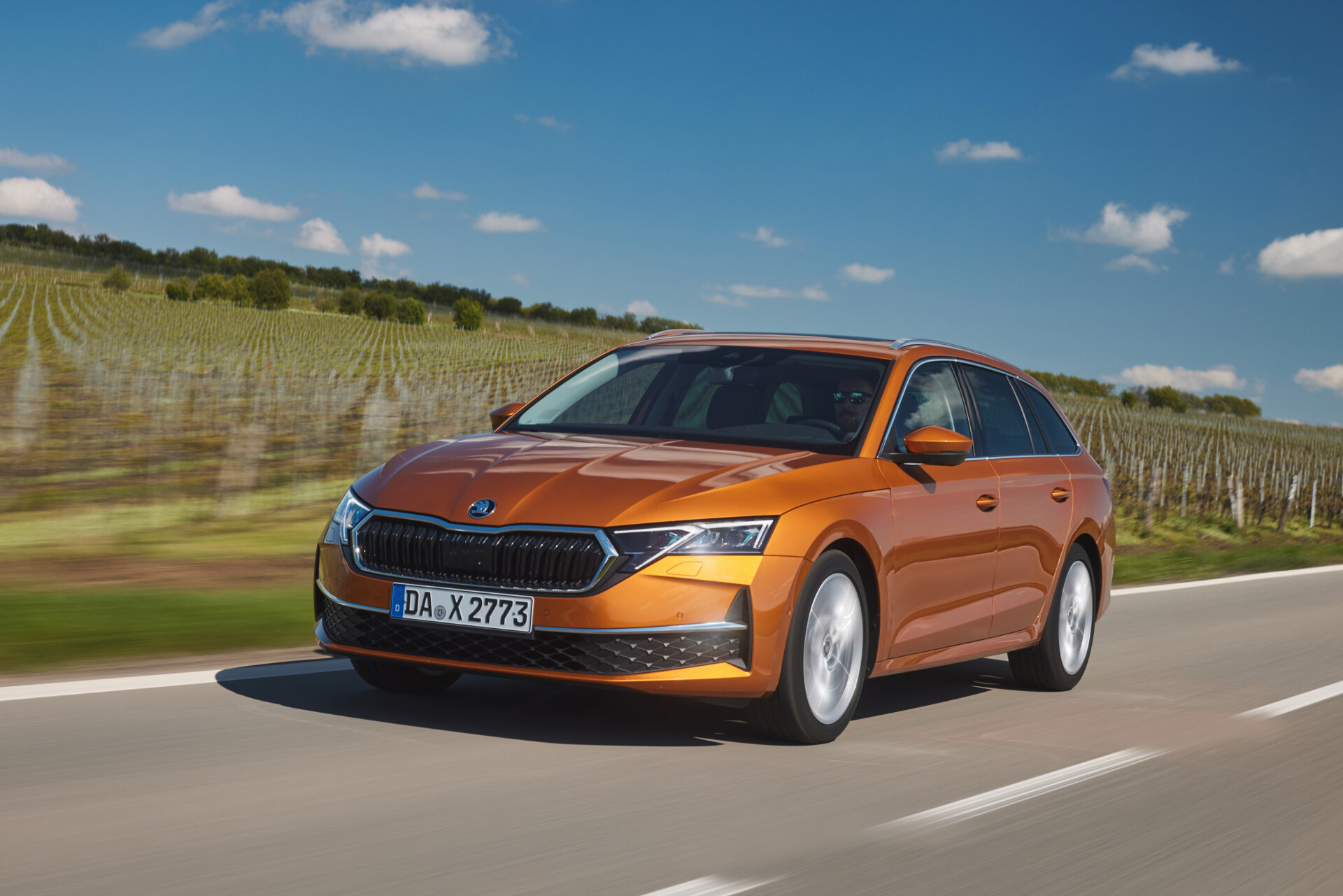 Škoda Octavia Exterior official photo