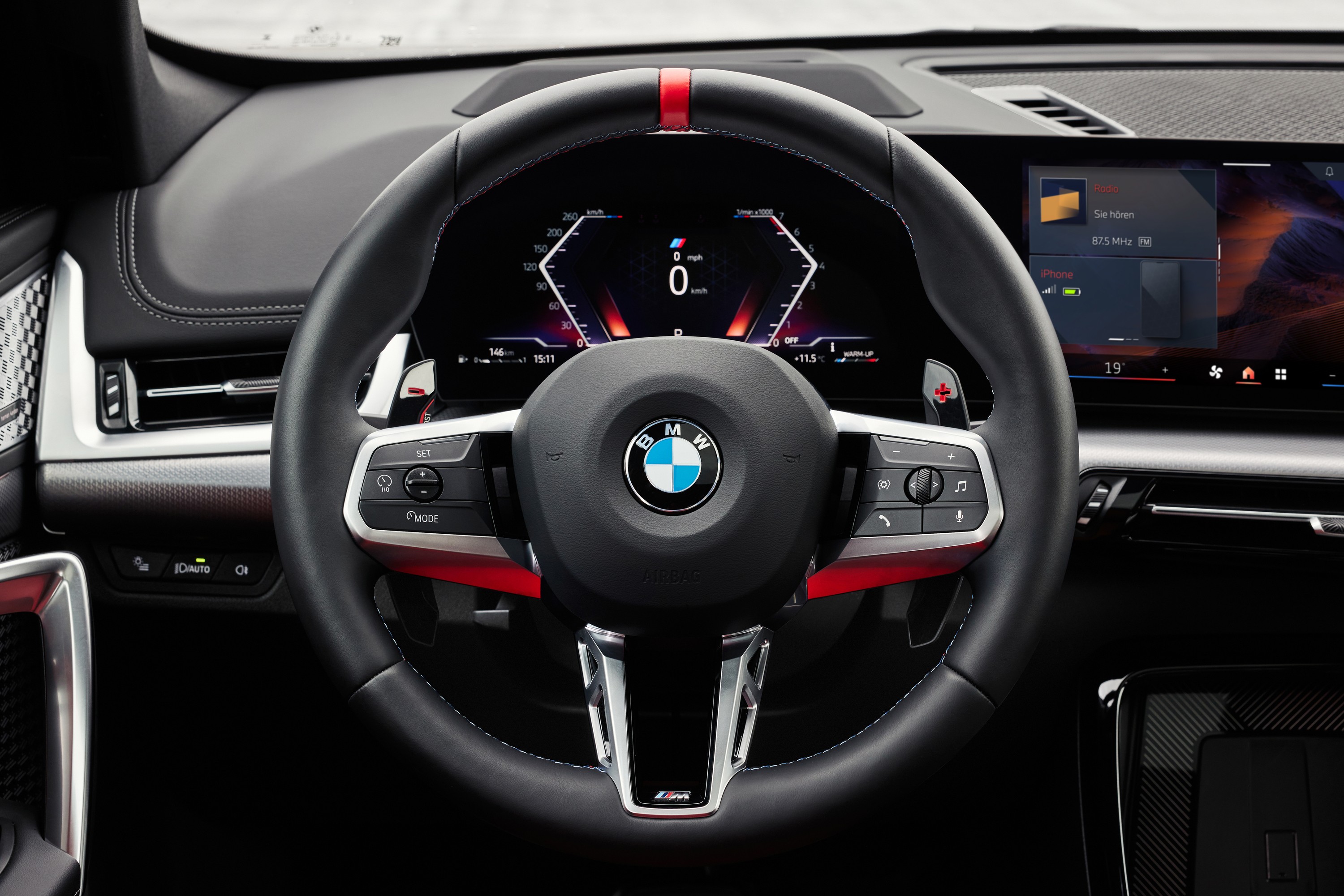 BMW X1 exterior P90509805
