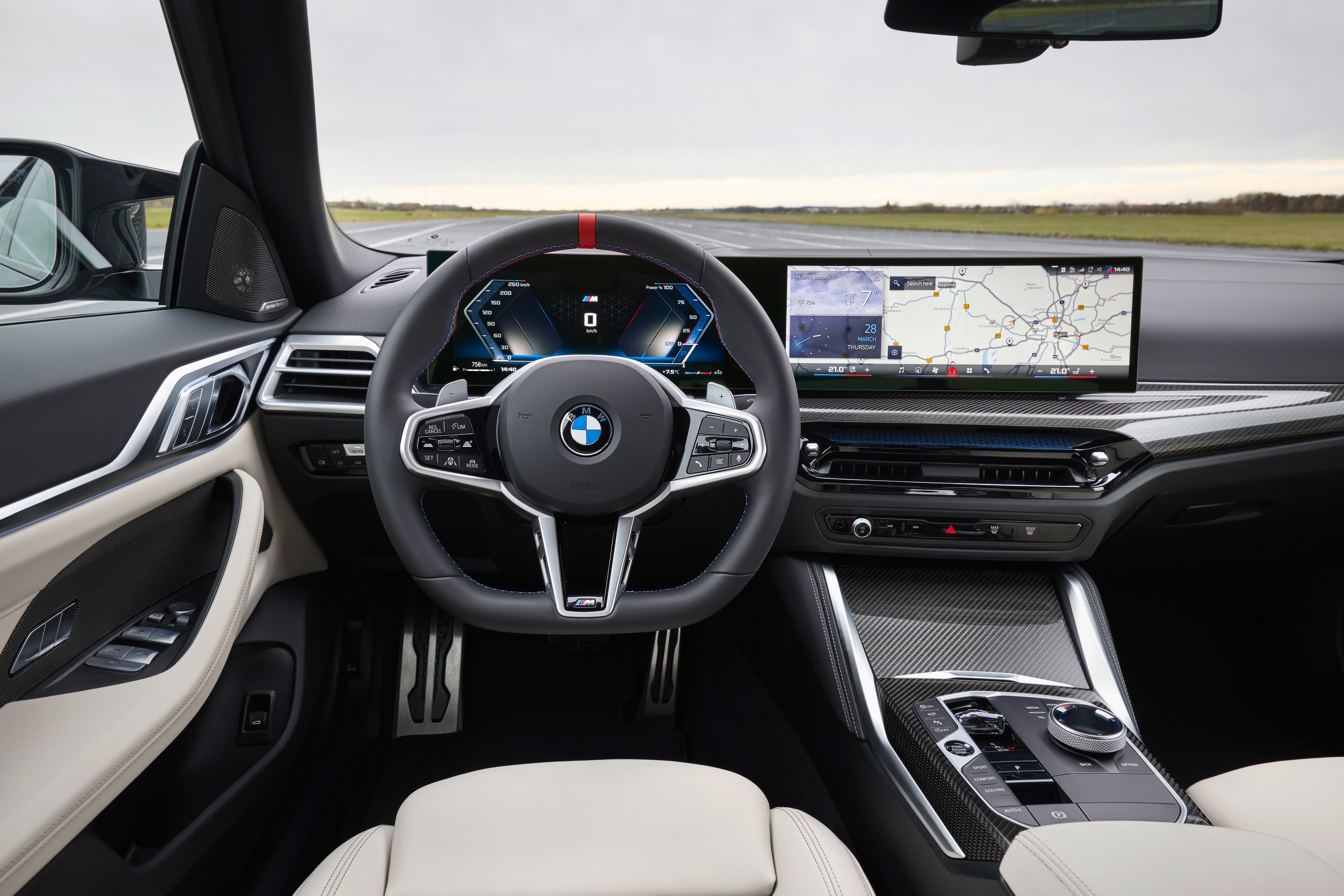 BMW M440i interior P90546594