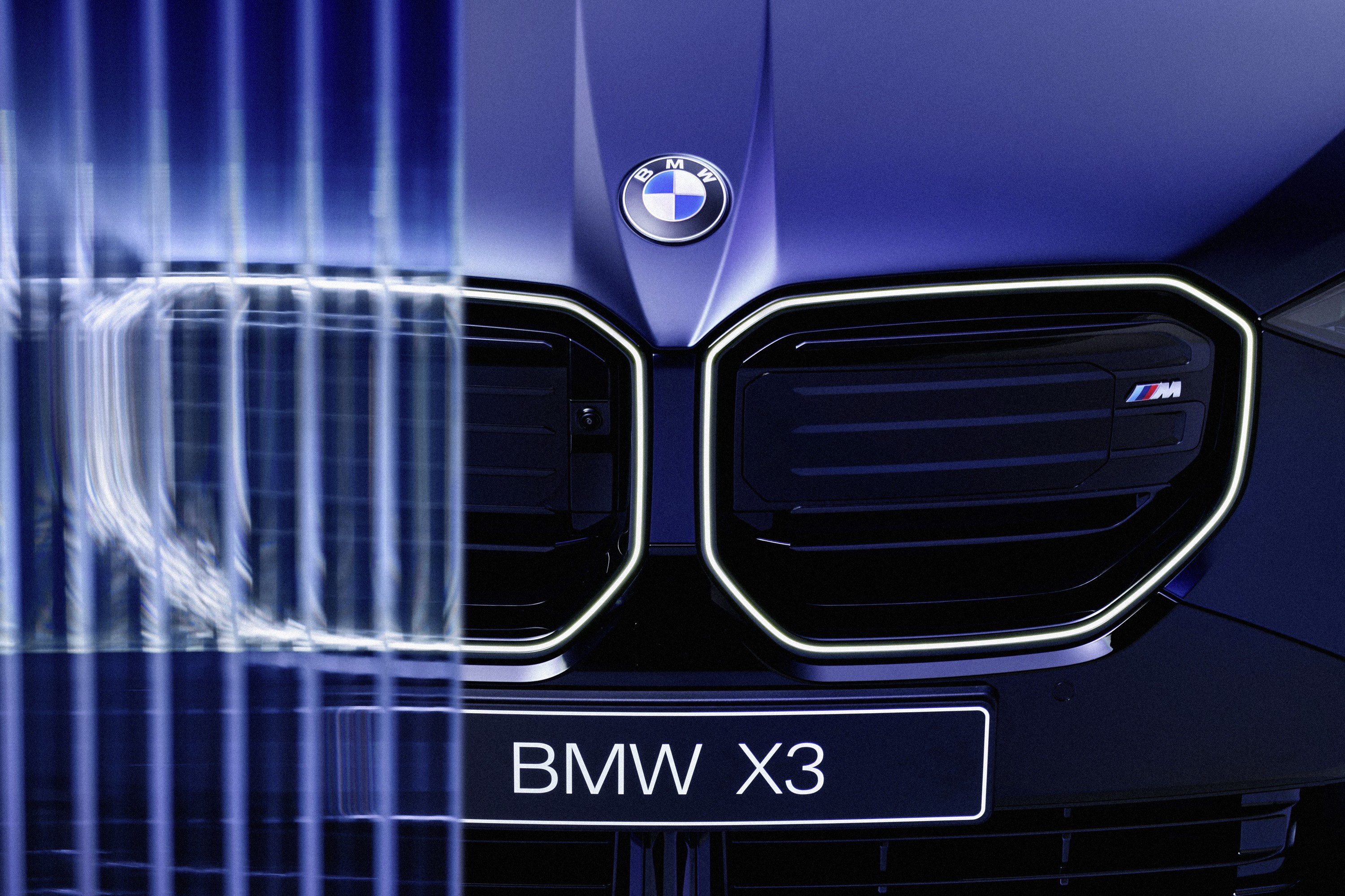 BMW X3 exterior P90594365