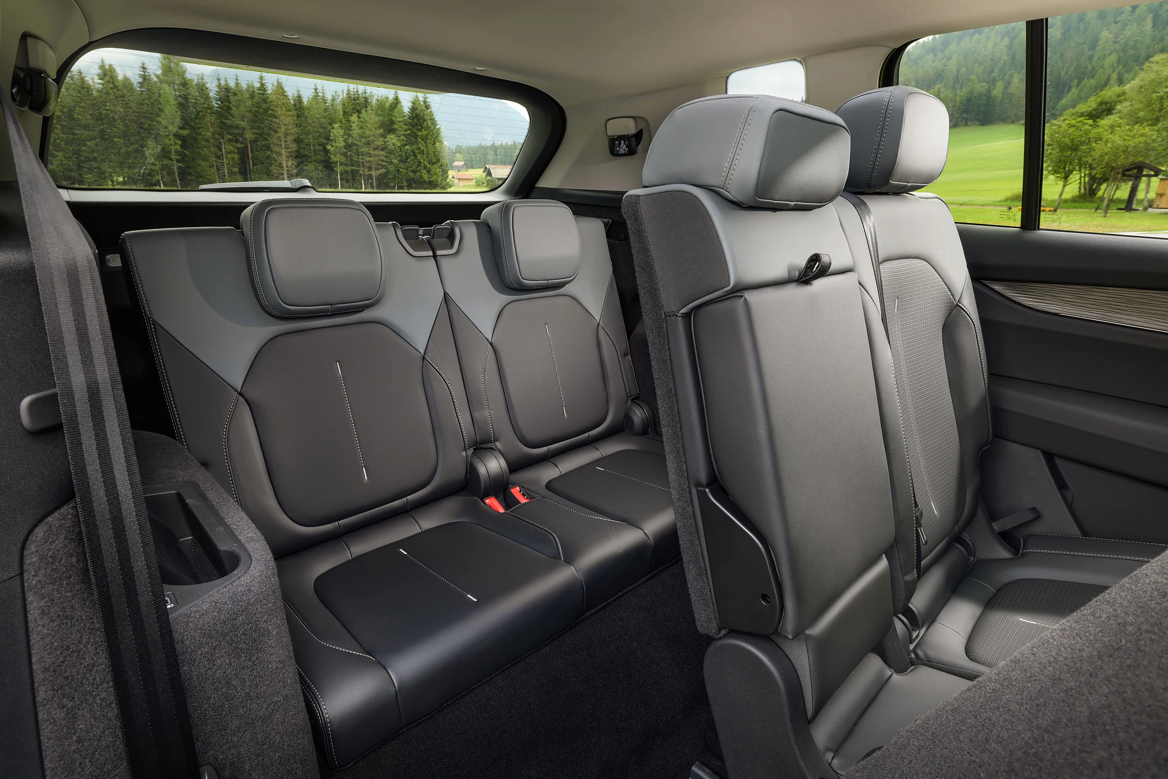Skoda Peaq interior official photo 21