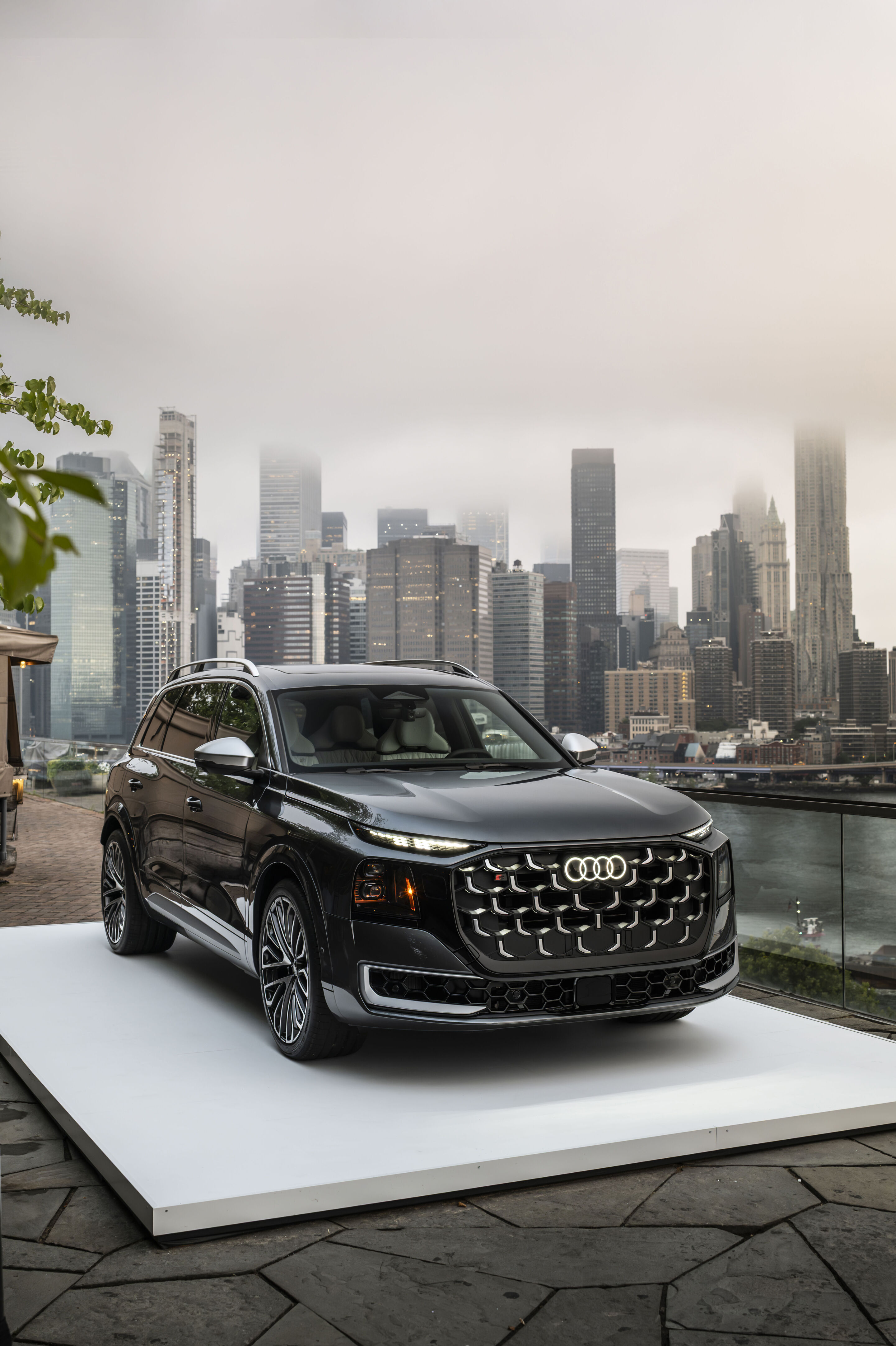 Audi Q9 Overview official photo
