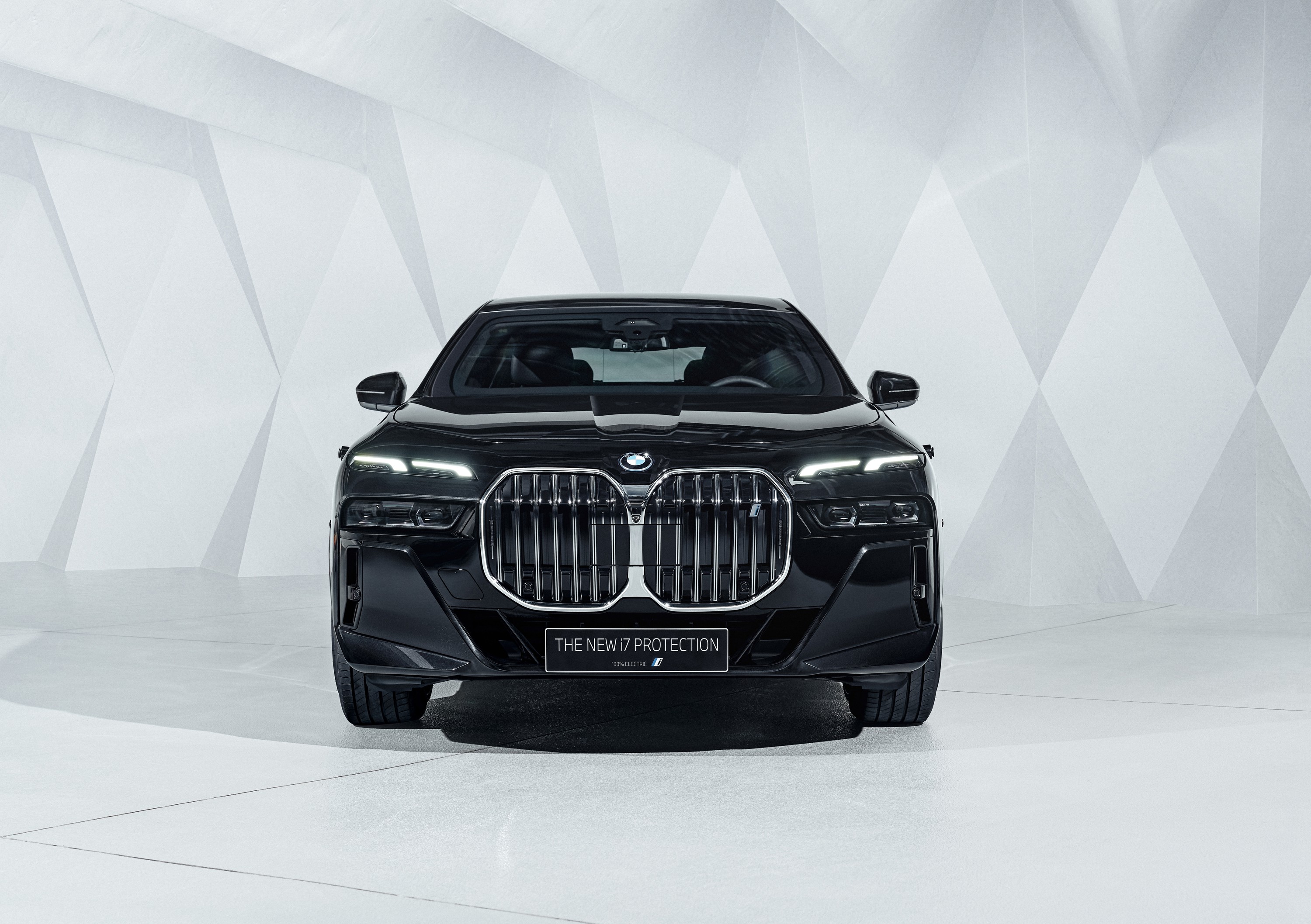 BMW i7 exterior P90517455