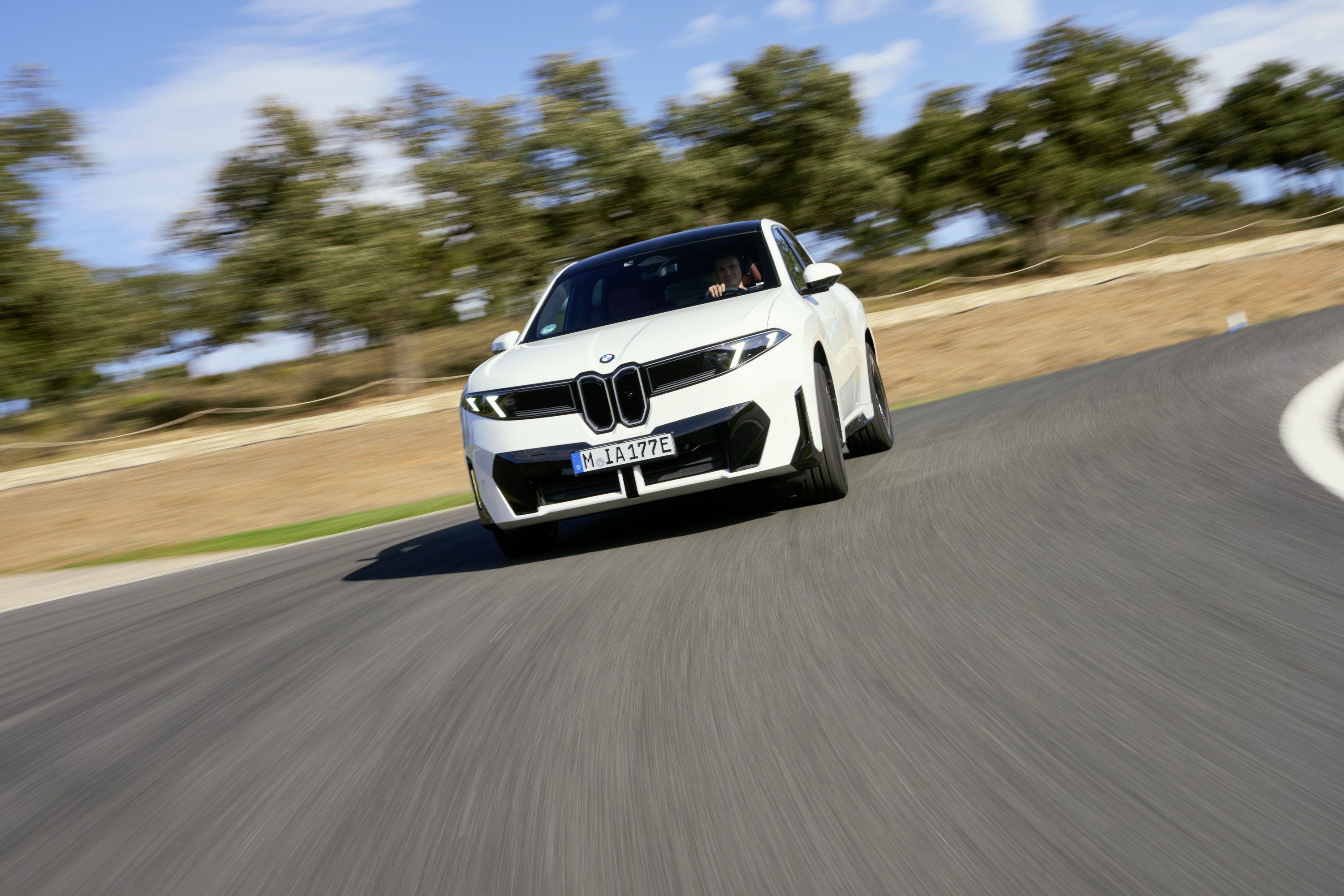 BMW iX3 exterior P90626851