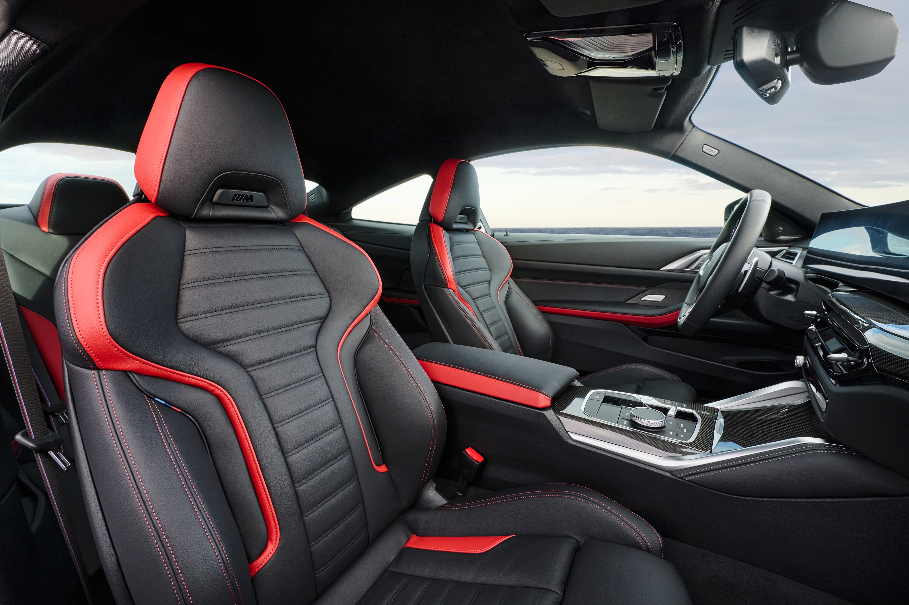 BMW 4 Series interior P90535796