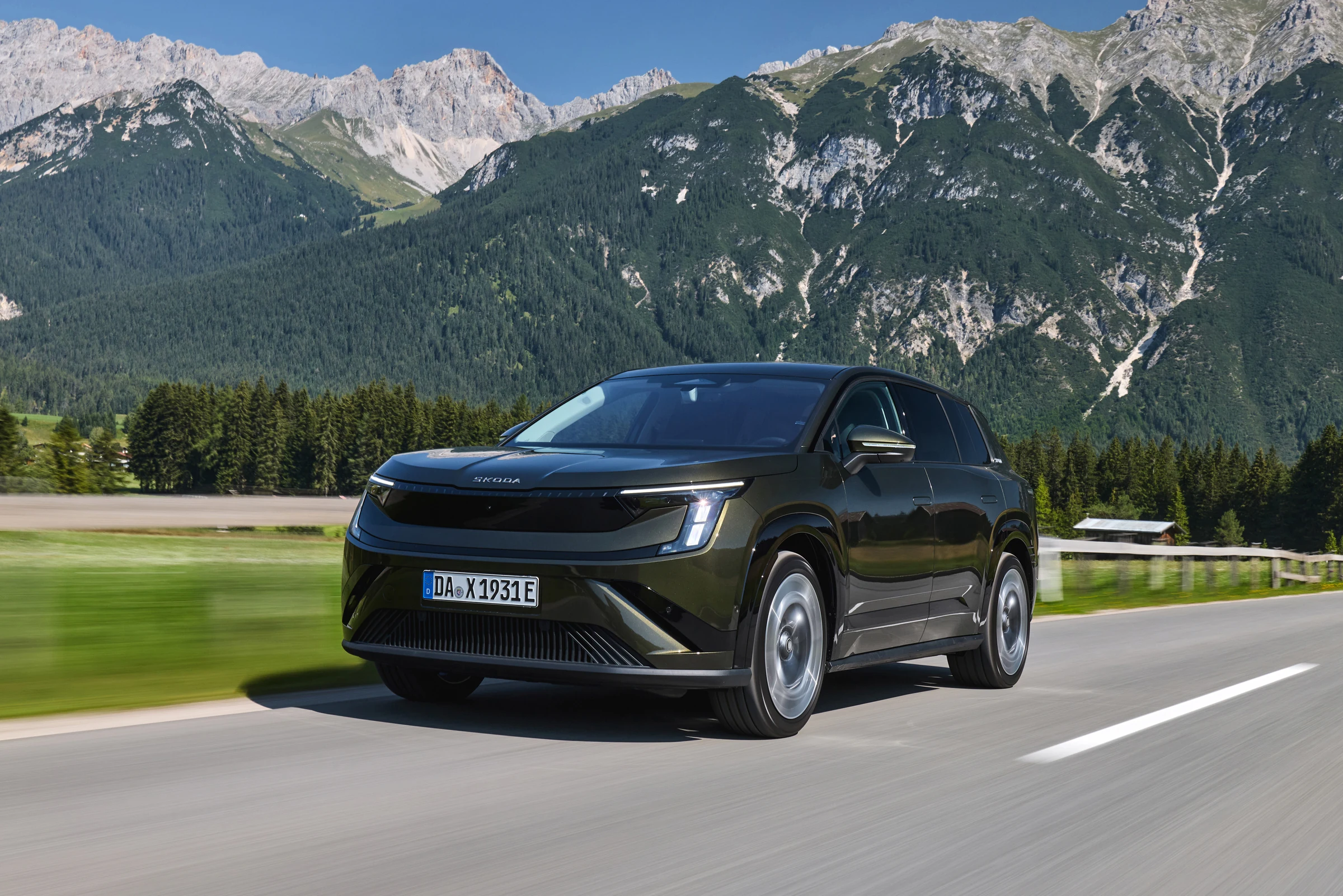 Skoda Peaq exterior official photo 103