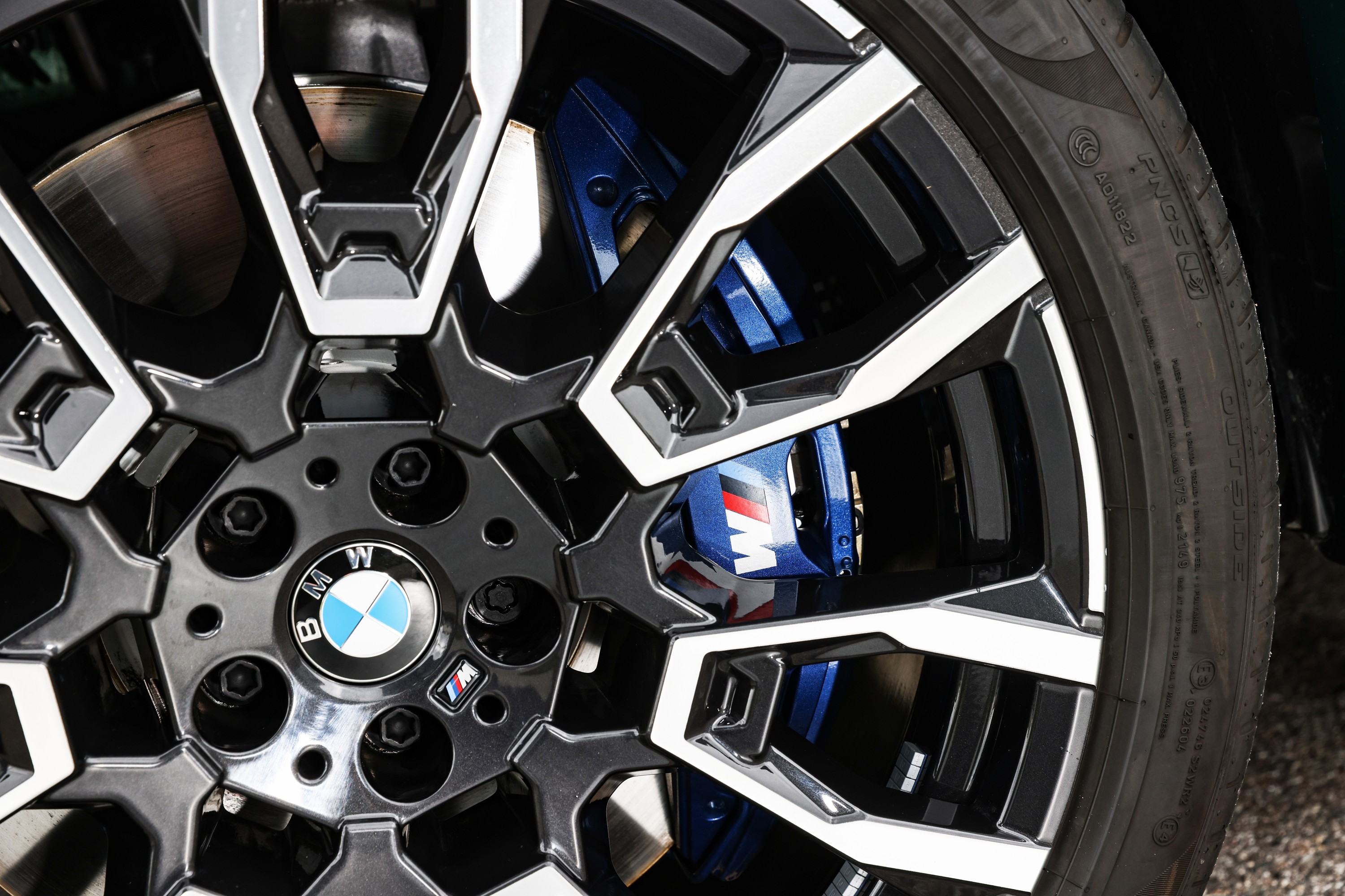 BMW X6 exterior P90518200