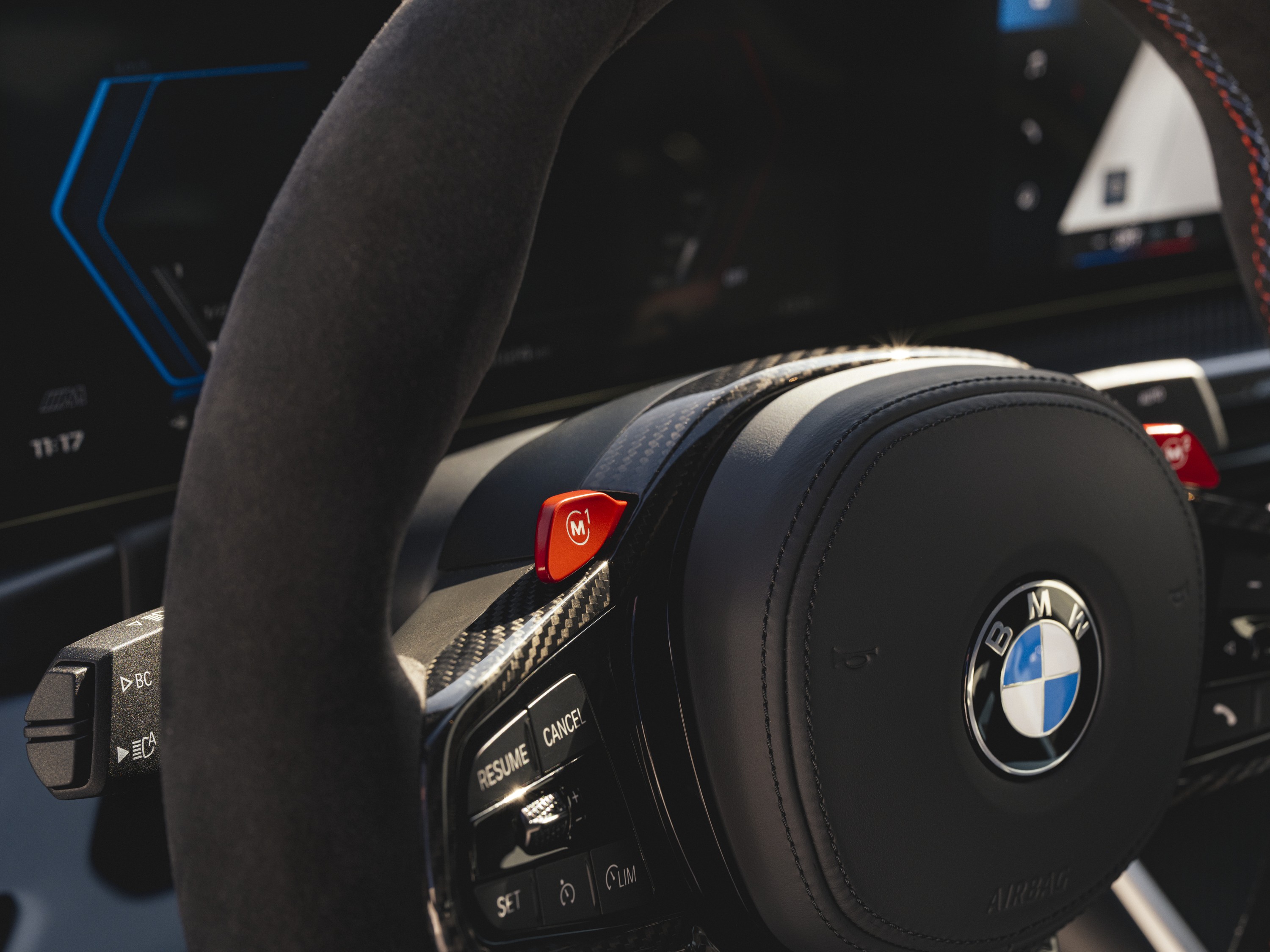 BMW M4 exterior P90536842