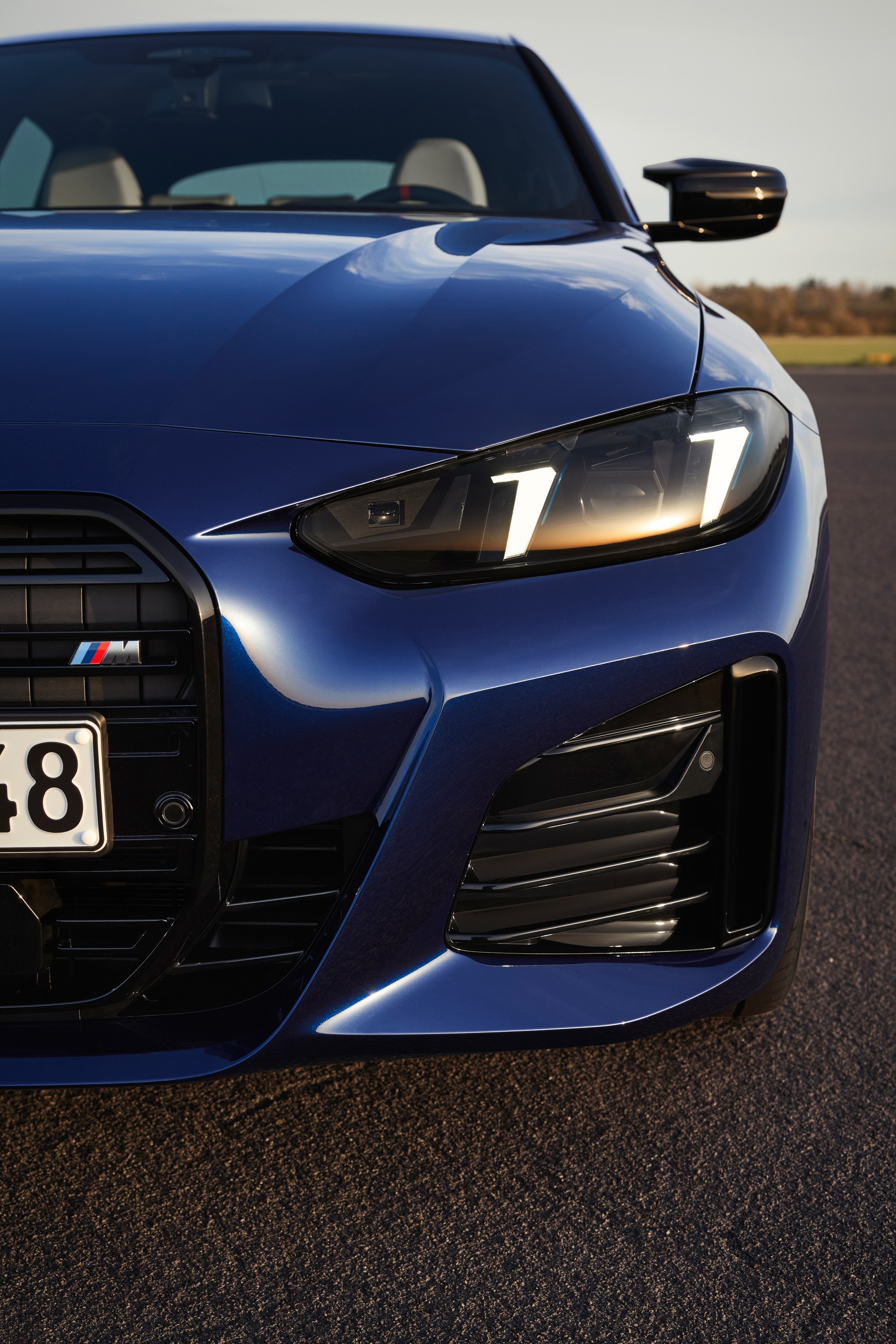 BMW M440i exterior P90546581