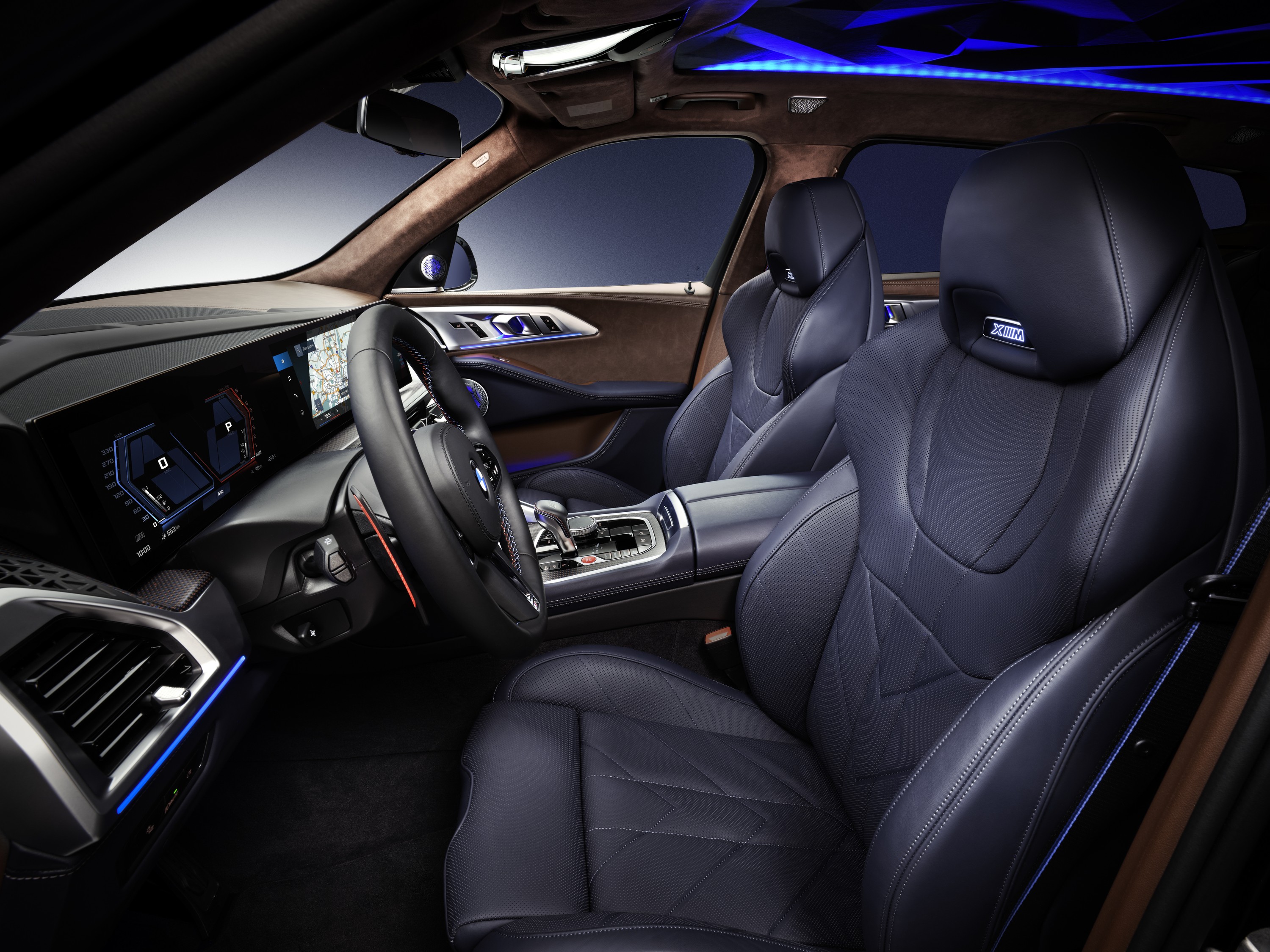 BMW XM interior P90602694