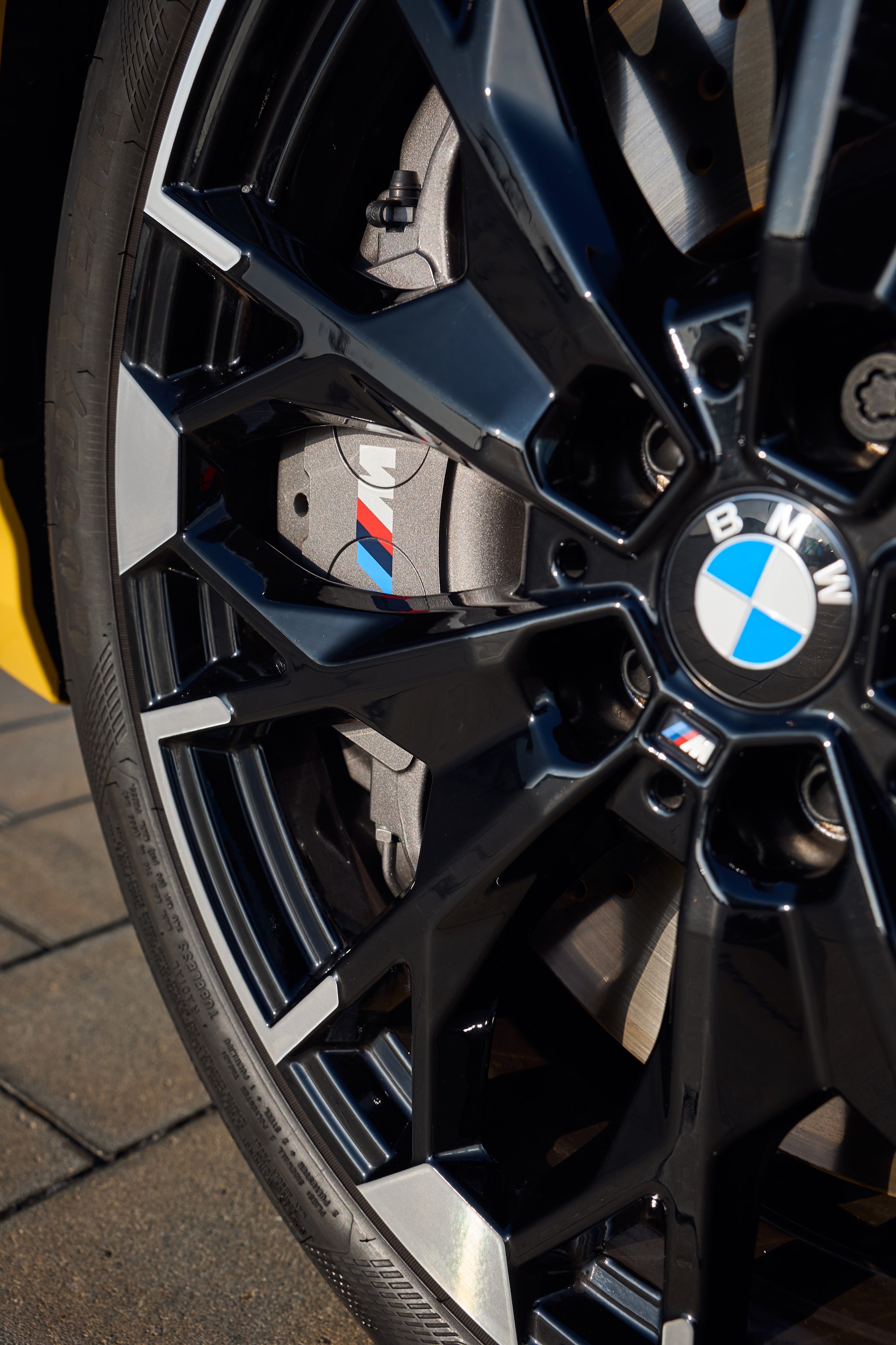 BMW M235 exterior P90589031