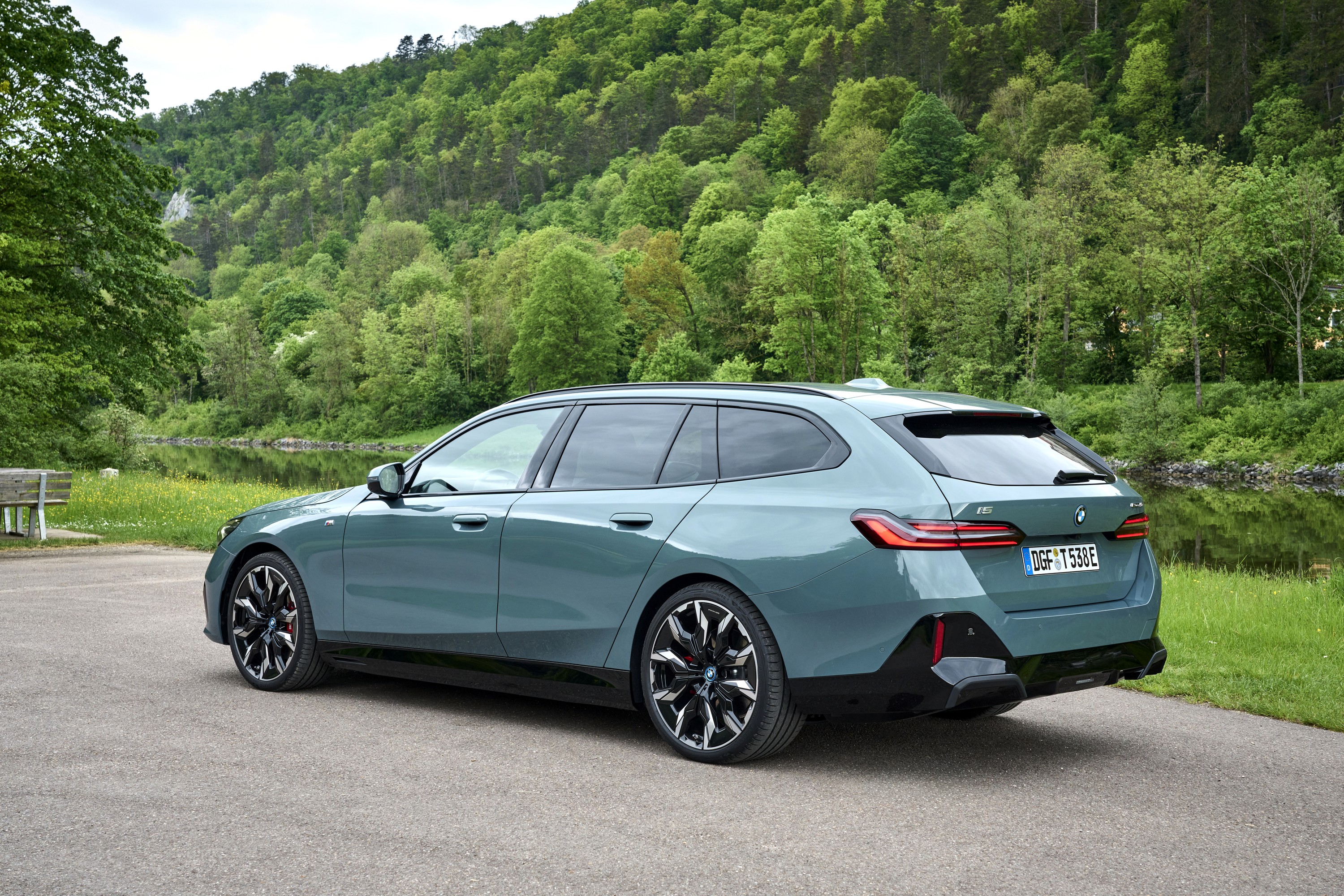 BMW i5 driving P90549999