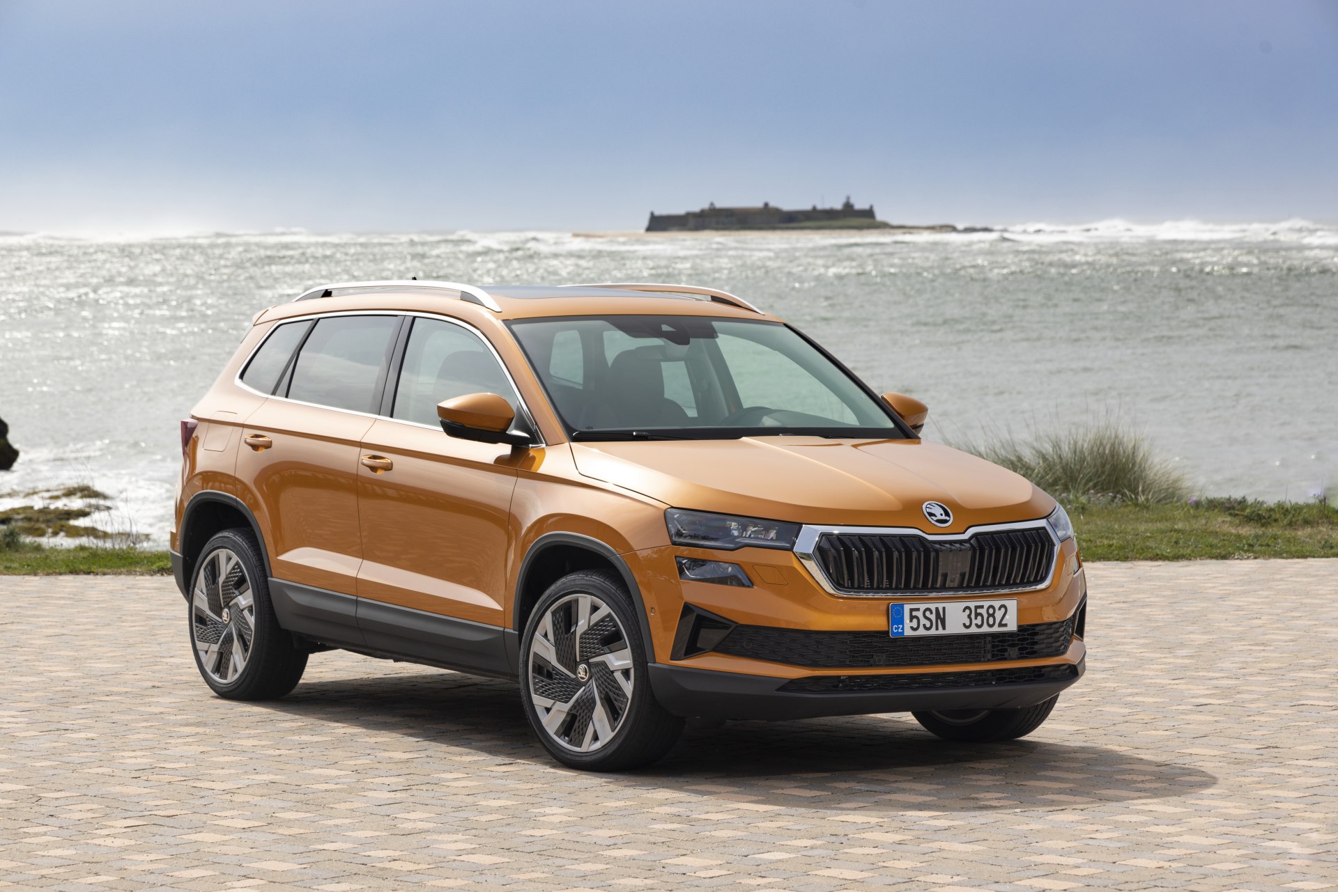 Škoda Karoq Overview official photo