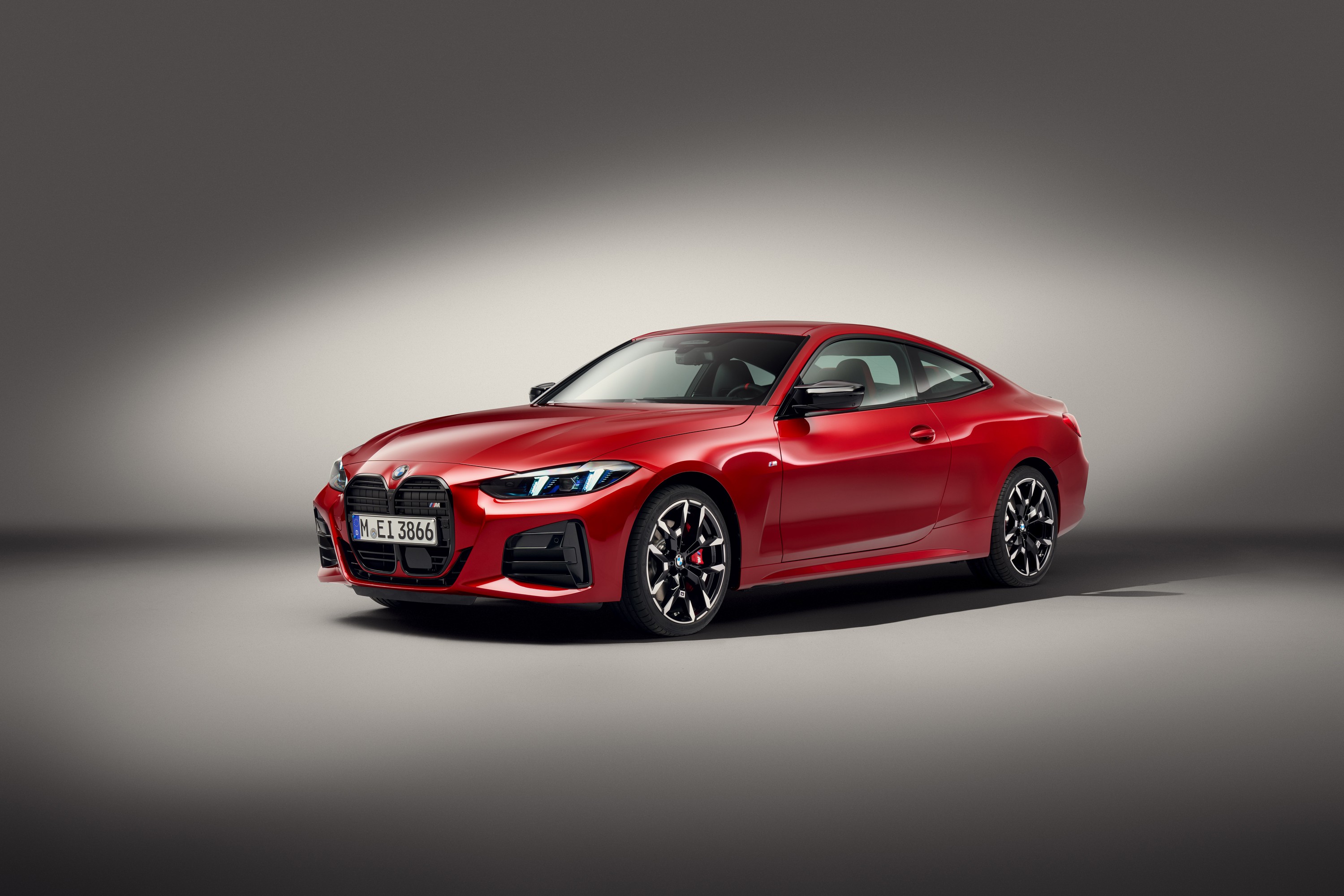 BMW 4 Series exterior P90535802
