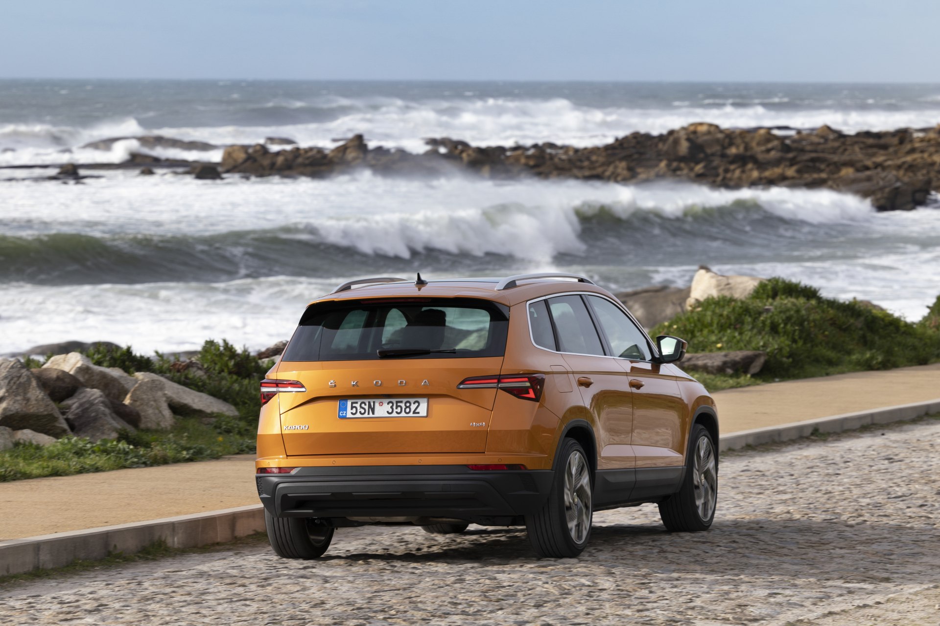 Škoda Karoq Overview official photo