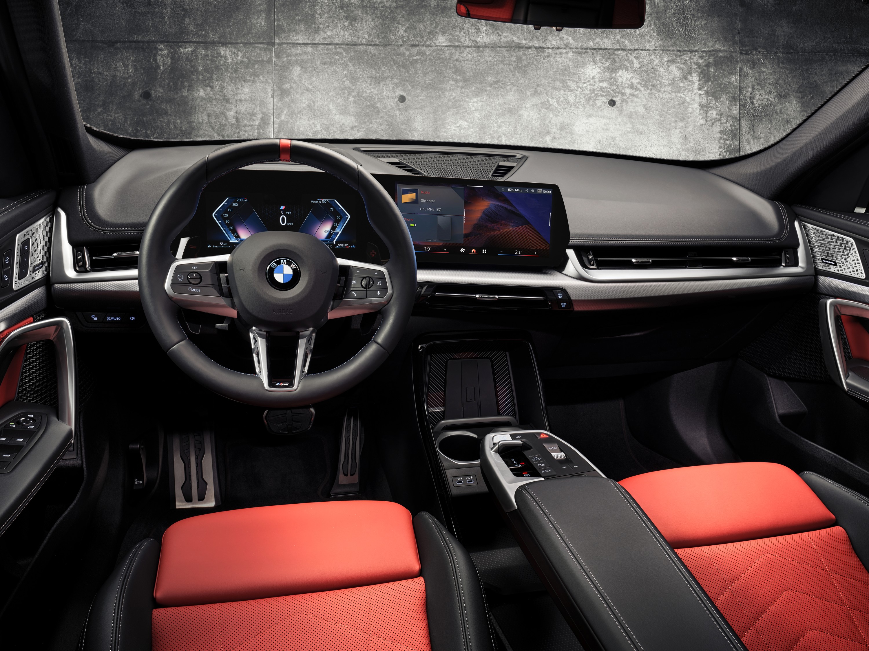 BMW X1 exterior P90509748