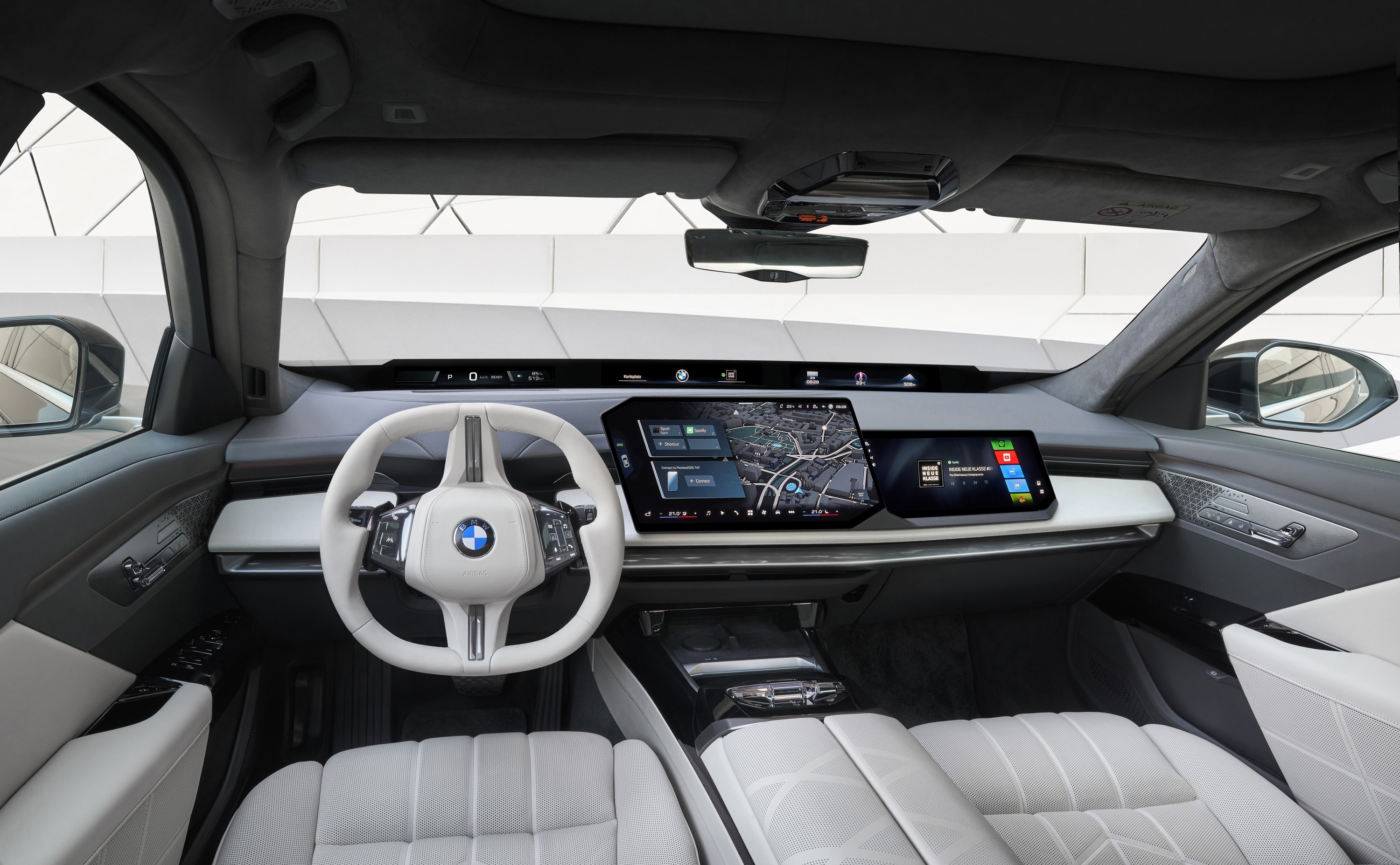 BMW 7 Series interior P90638743