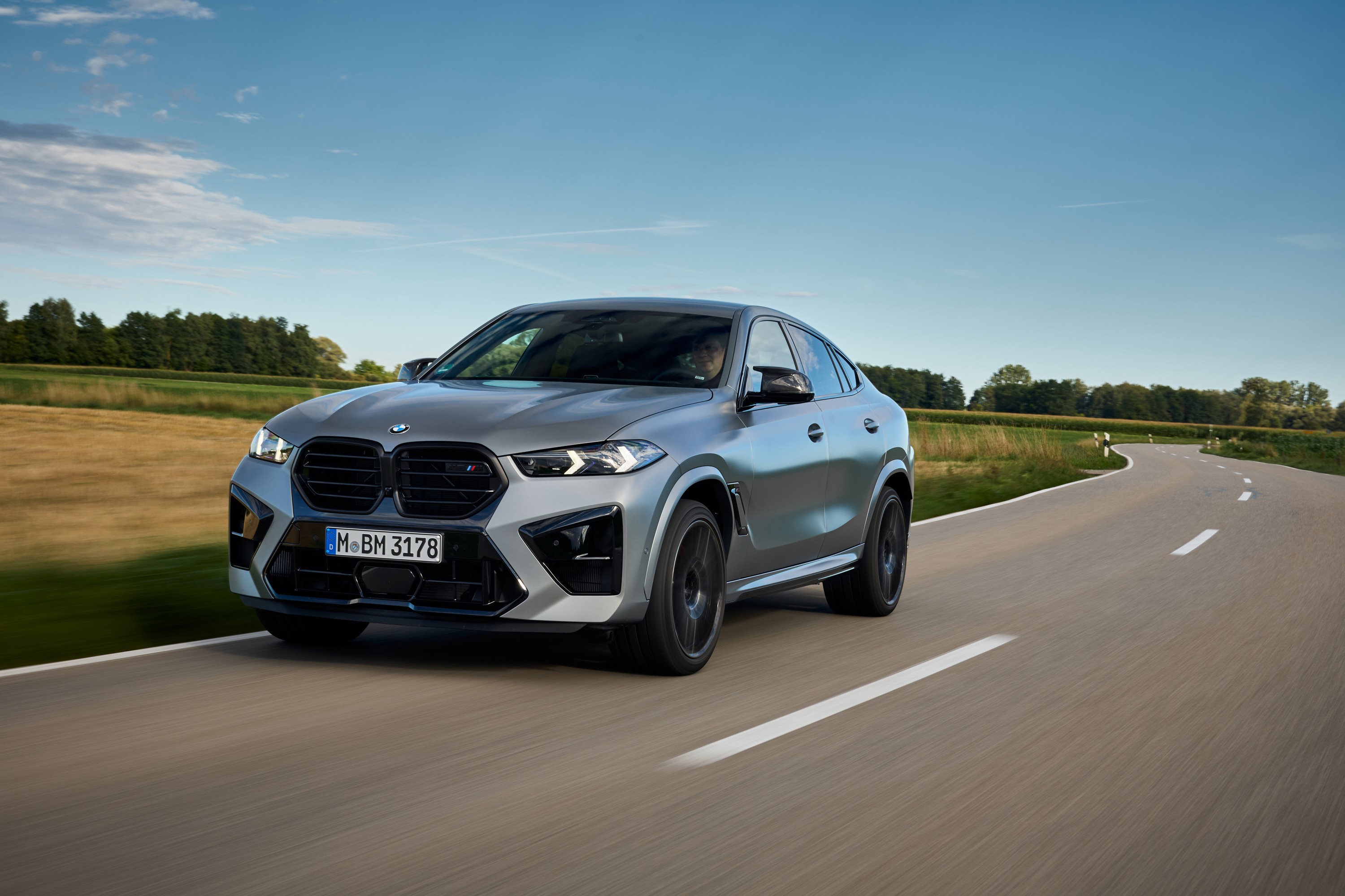 BMW X6 exterior P90518045