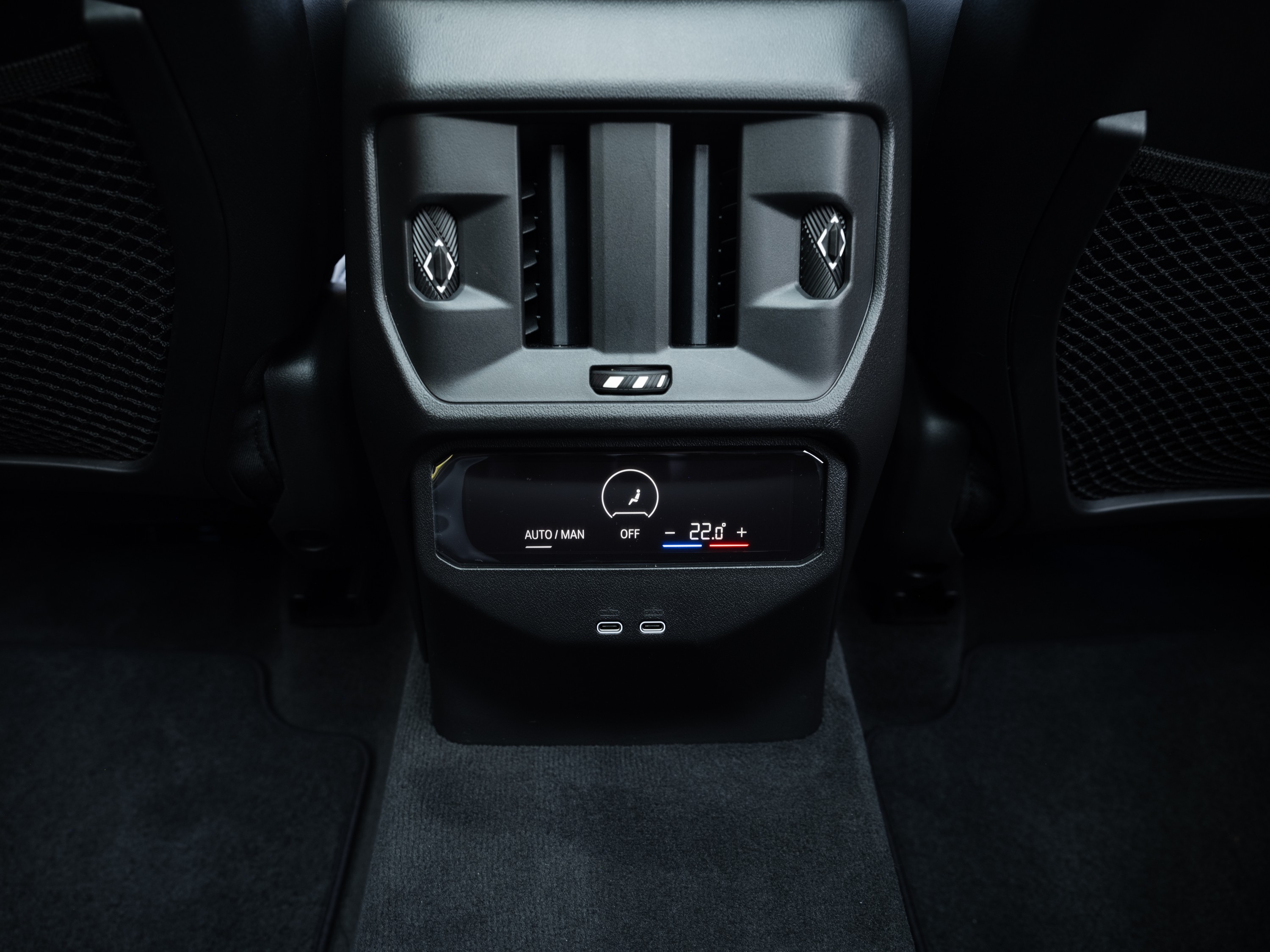 BMW X3 exterior P90572685