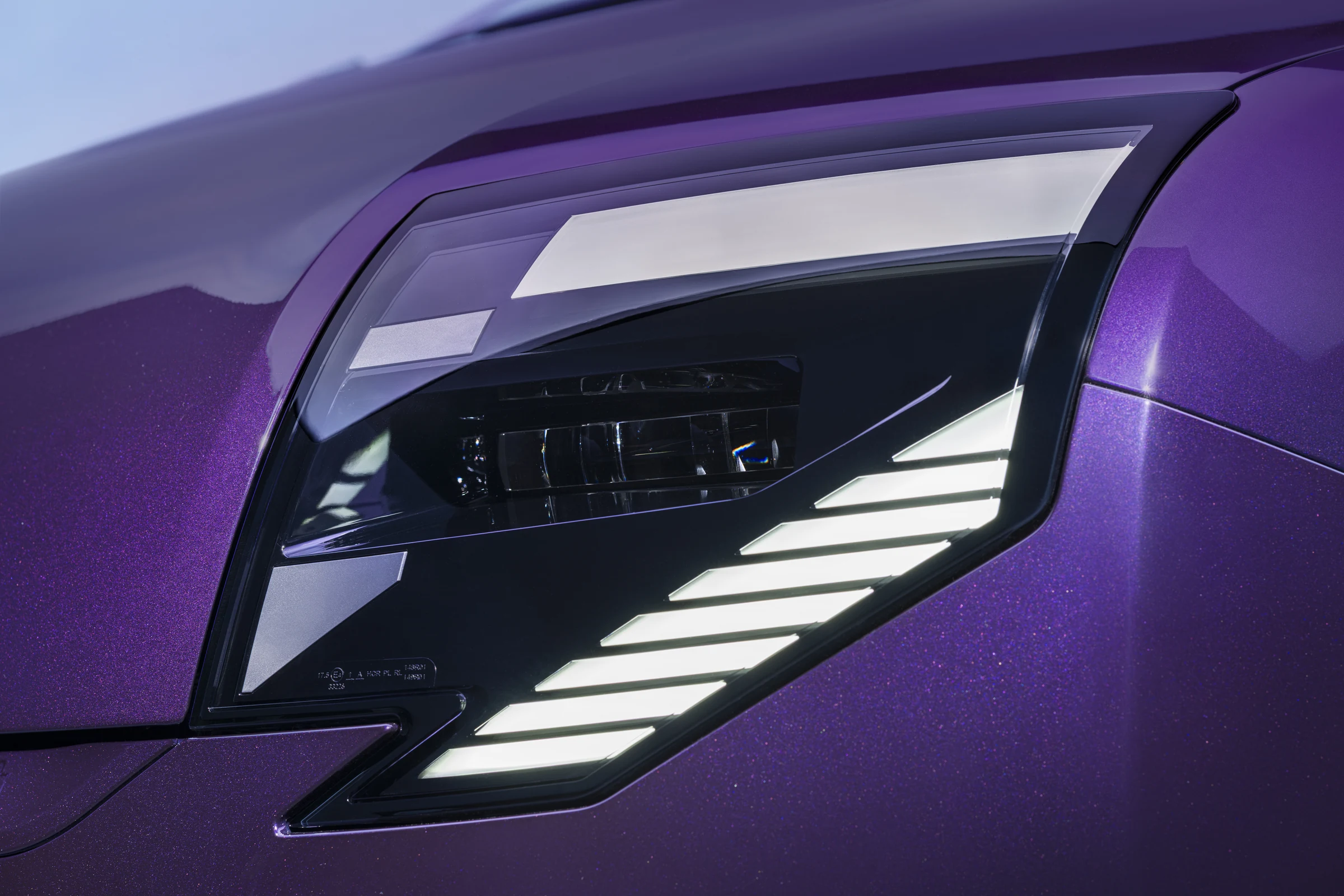Nissan Pixo close-up details official photo 8