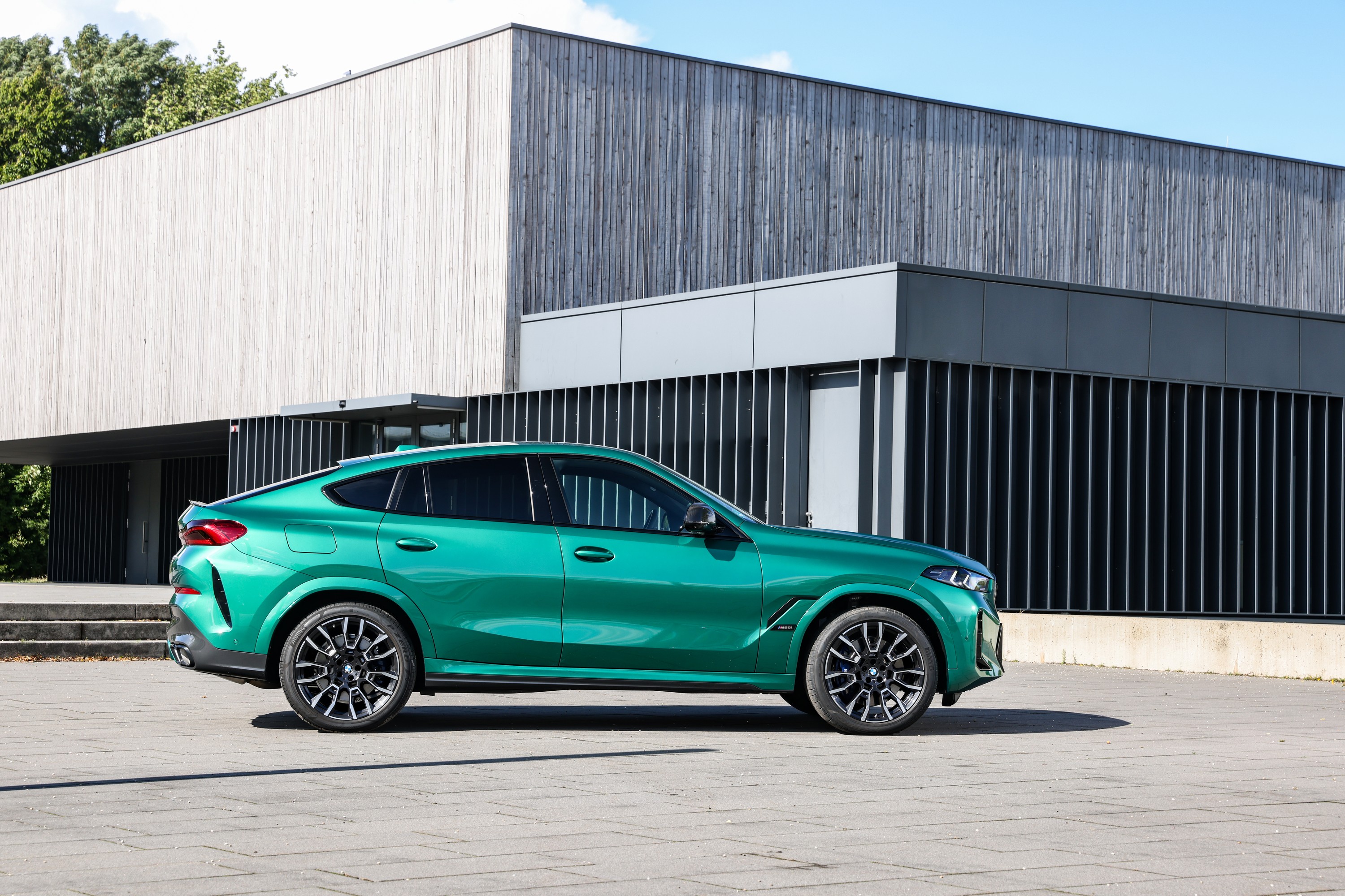 BMW X6 exterior P90518181