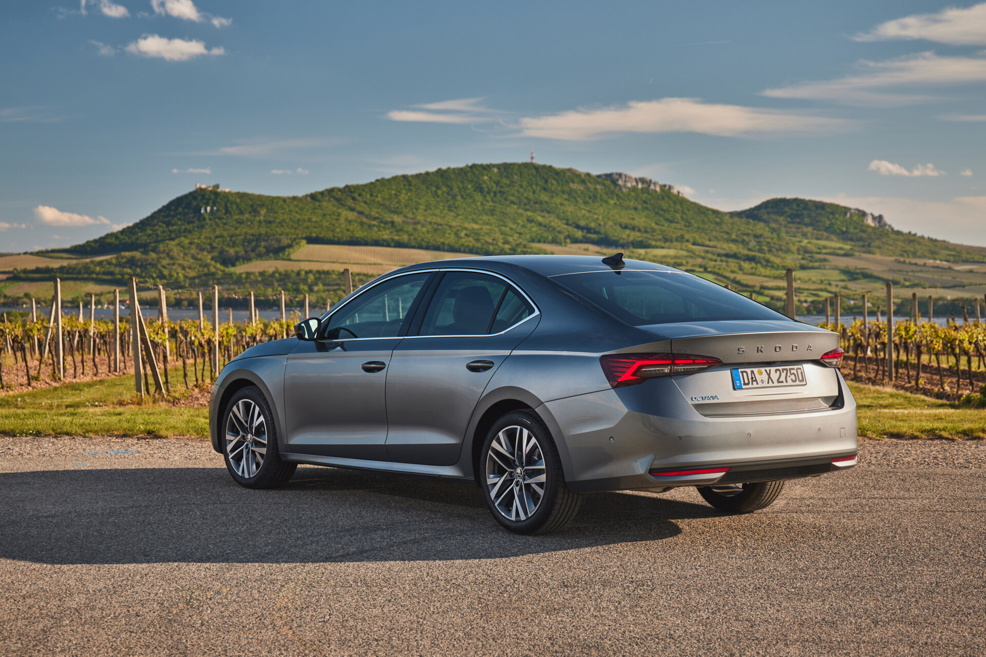 Škoda Octavia Overview official photo