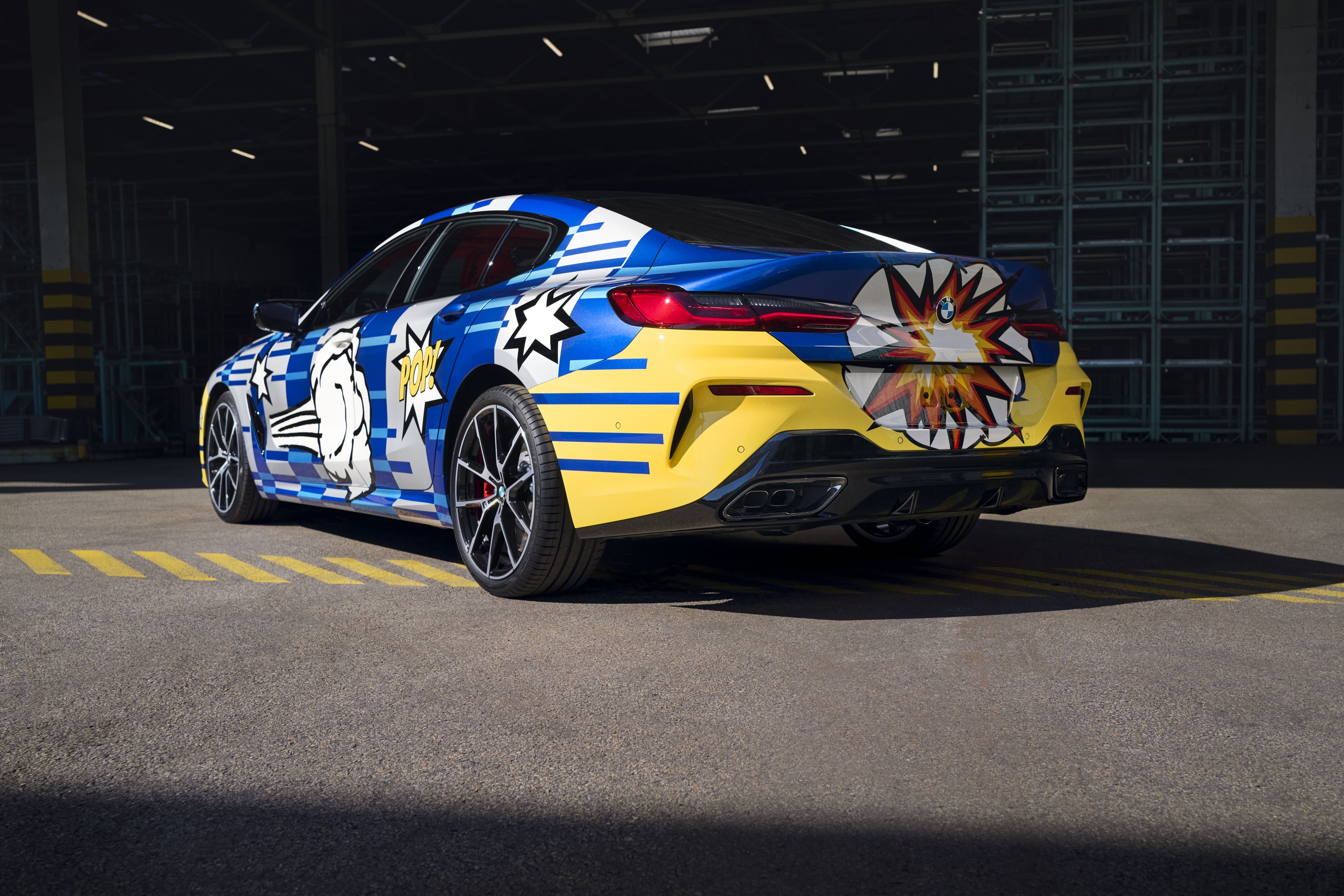 BMW M850i exterior P90449964