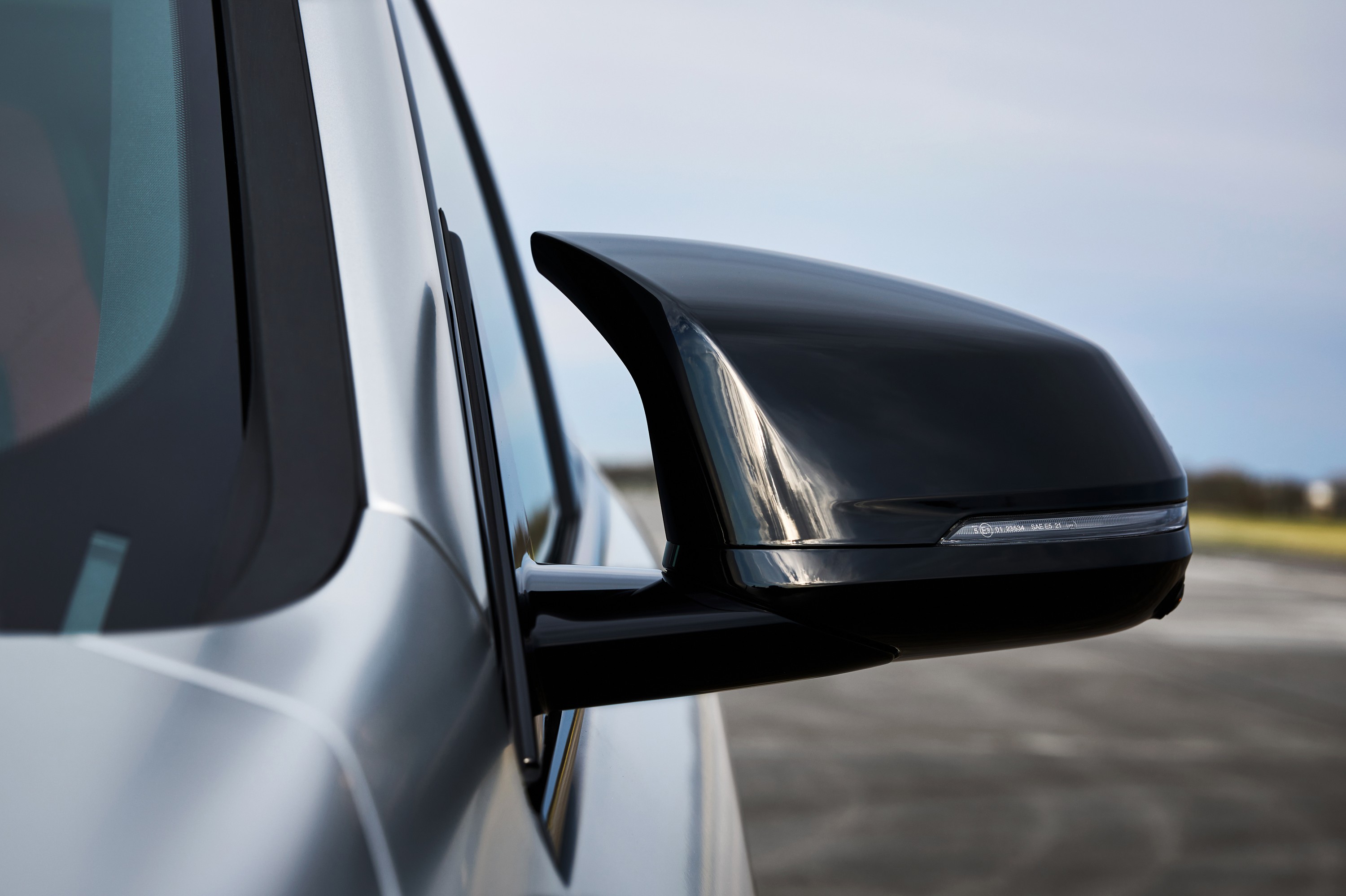 BMW X1 exterior P90509803
