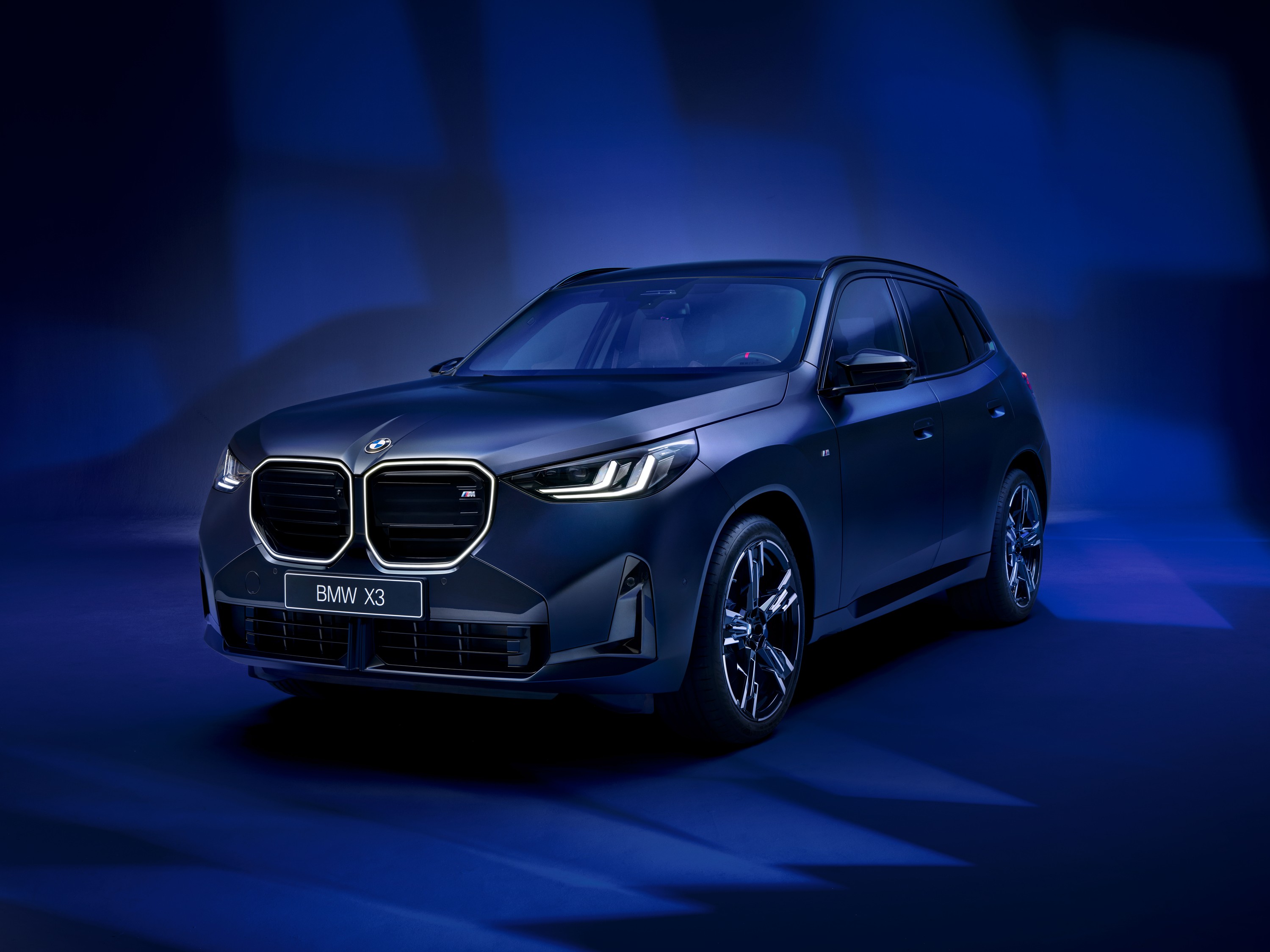 BMW X3 exterior P90594359