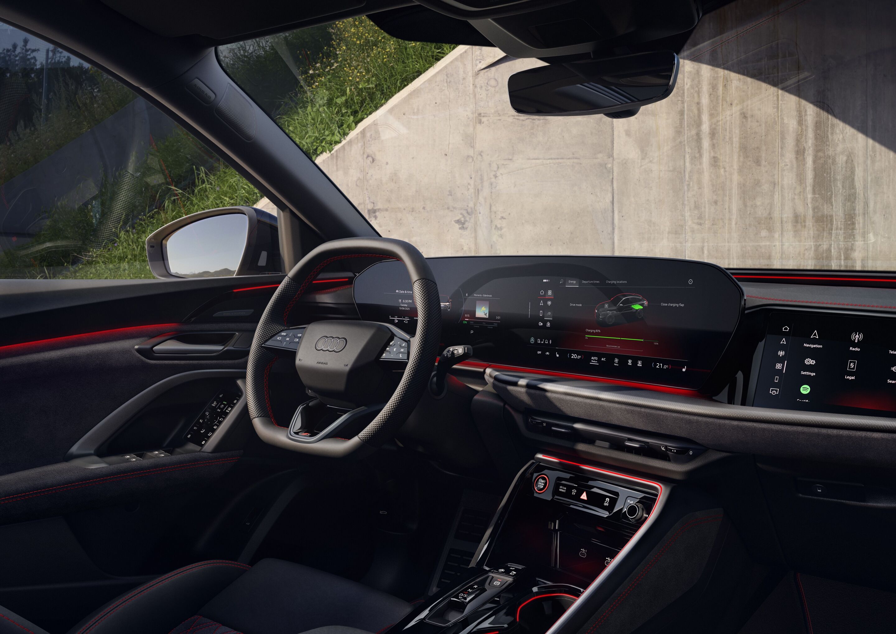 Audi Q5 Sportback e-hybrid additional exterior official photo