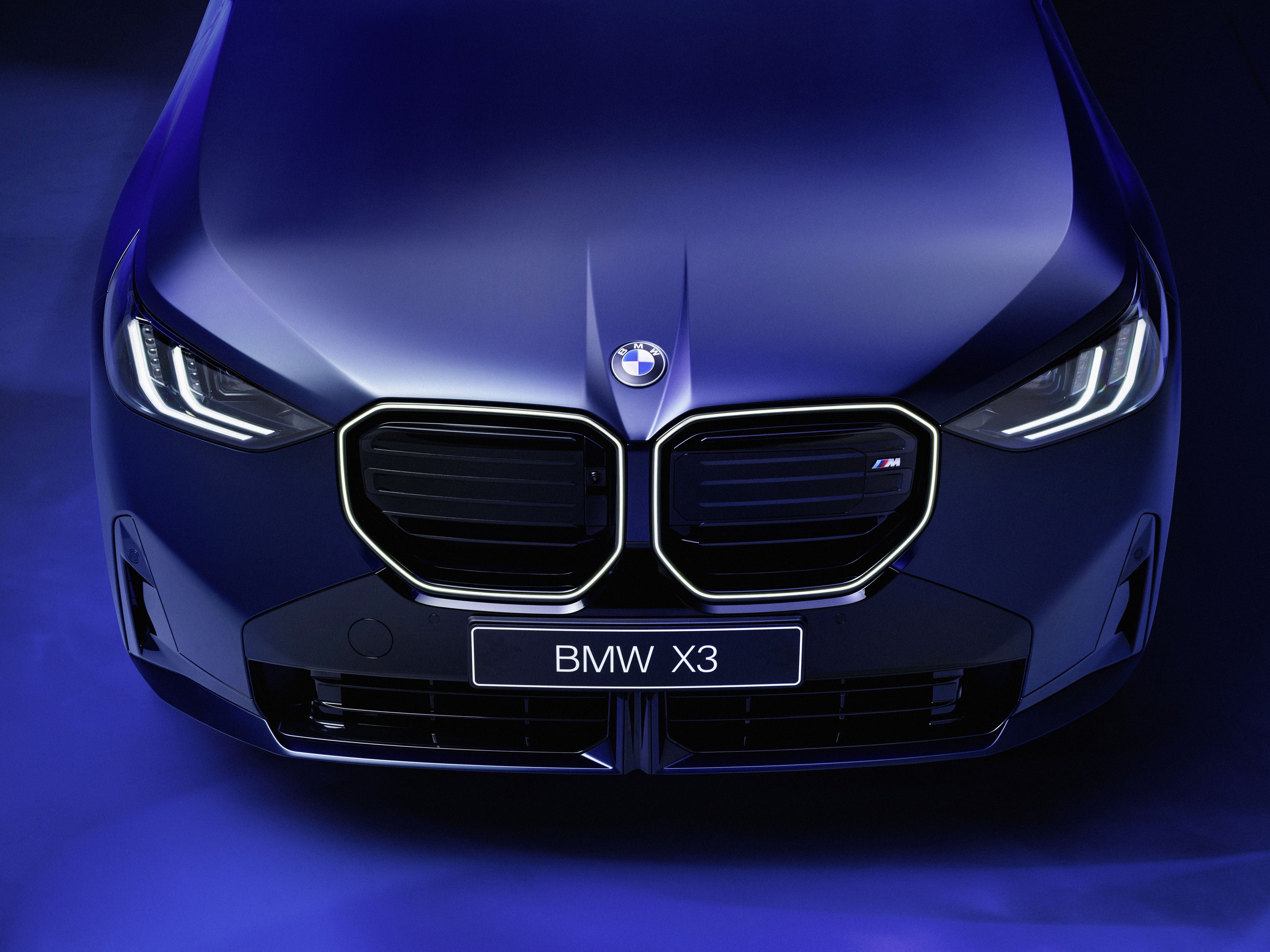 BMW X3 exterior P90594360