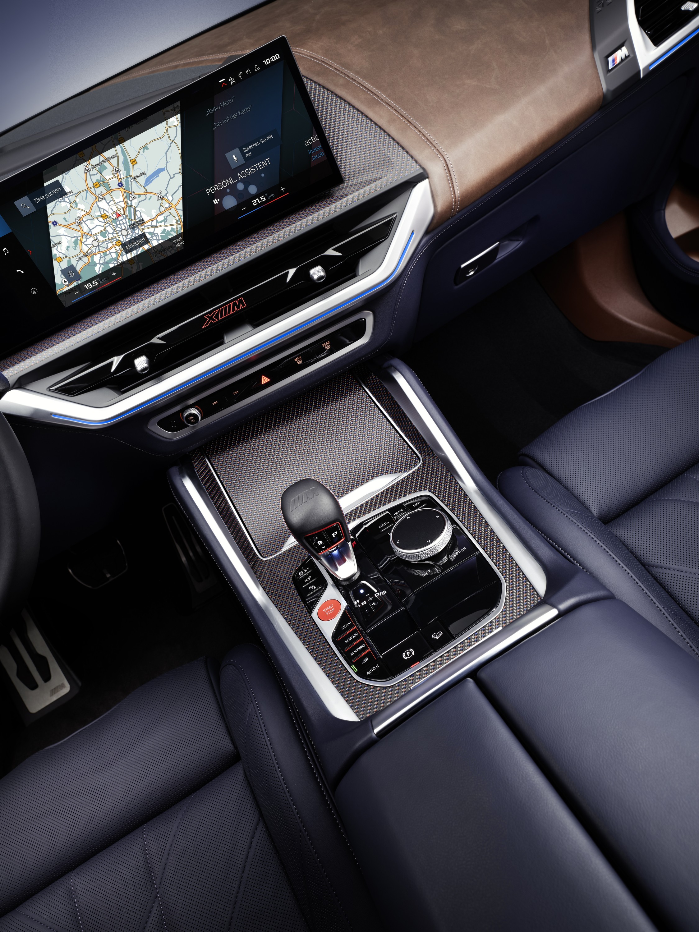 BMW XM interior P90602695