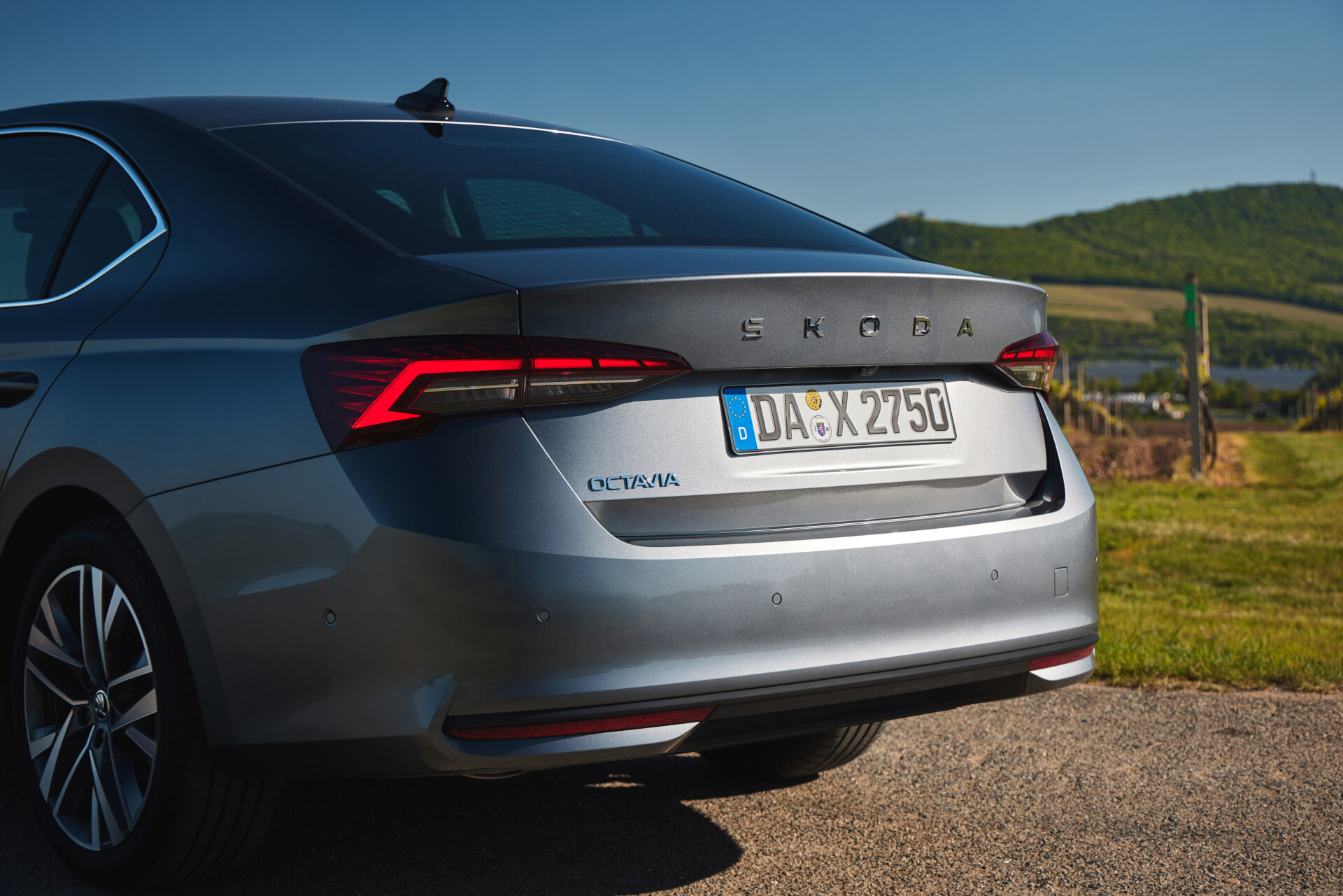Škoda Octavia Powertrain & Charging official photo