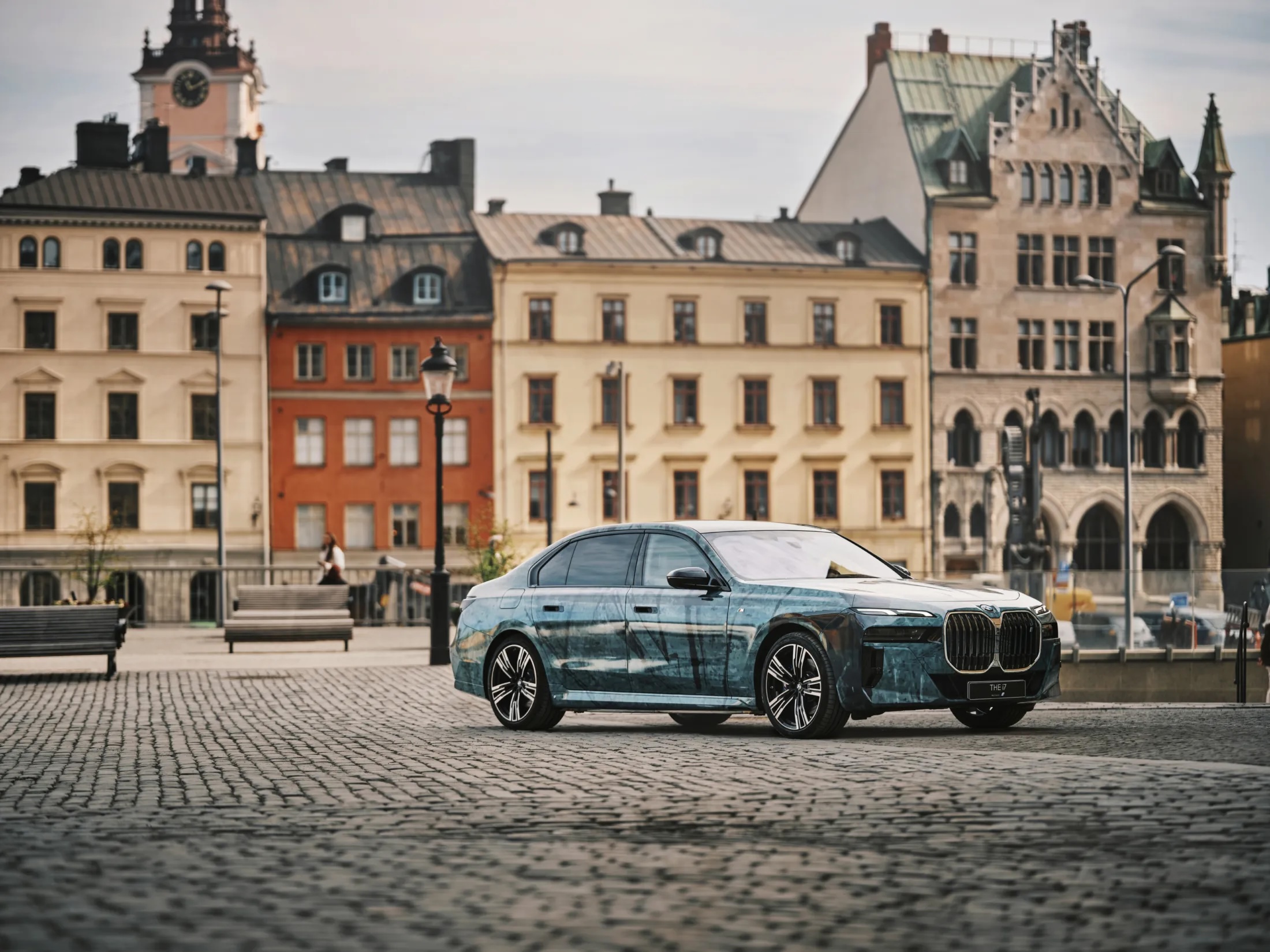 BMW i5 exterior P90598609