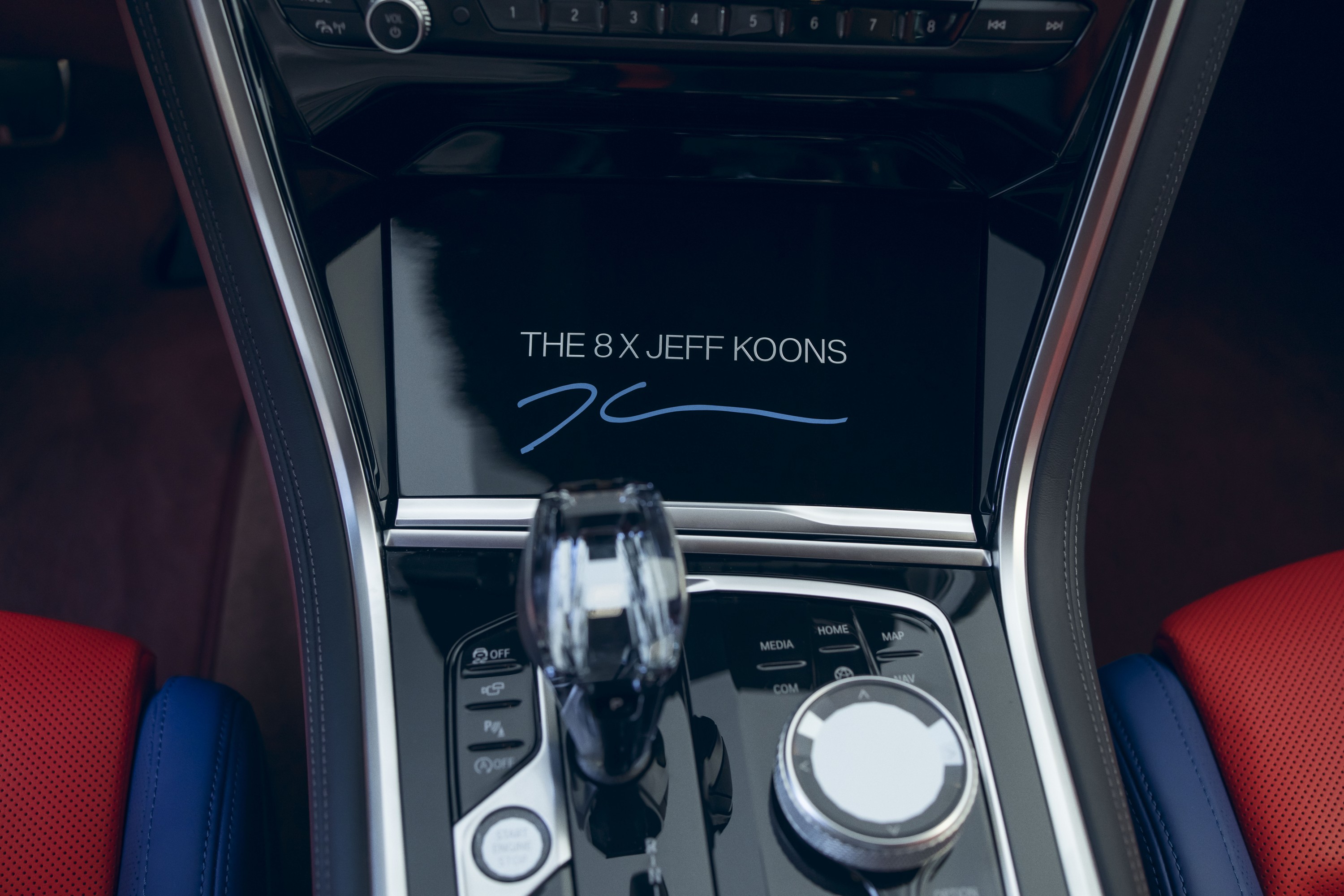 BMW M850i exterior P90449937