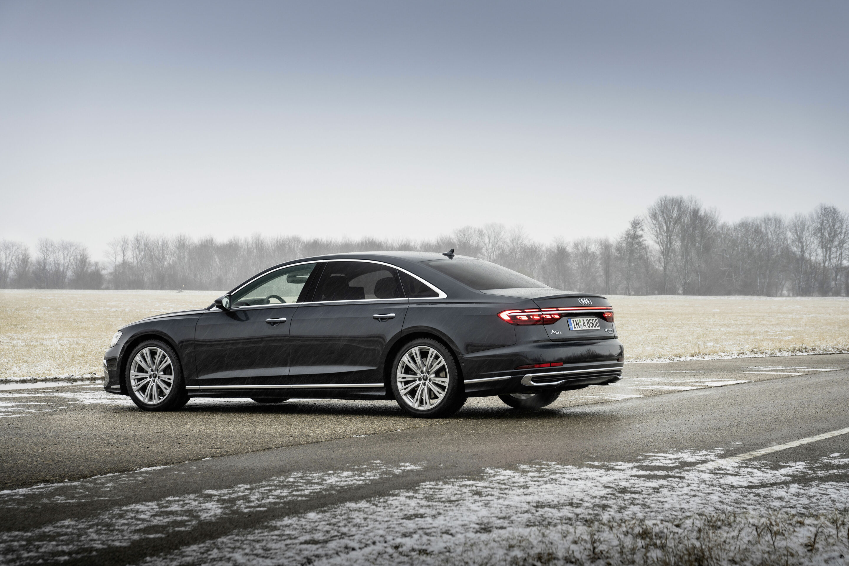 Audi A8 L interior and cockpit A220731