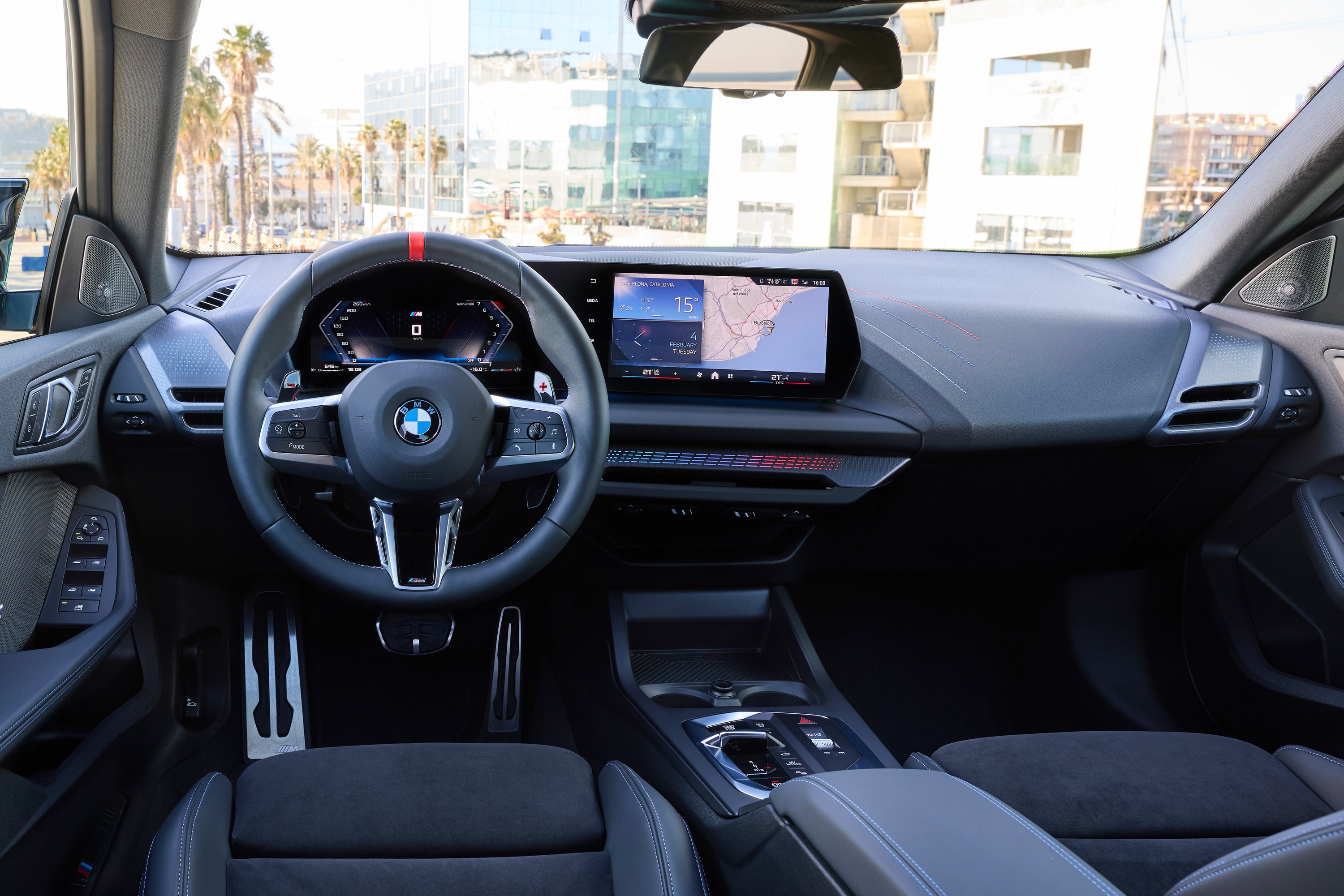 BMW M235 exterior P90589143
