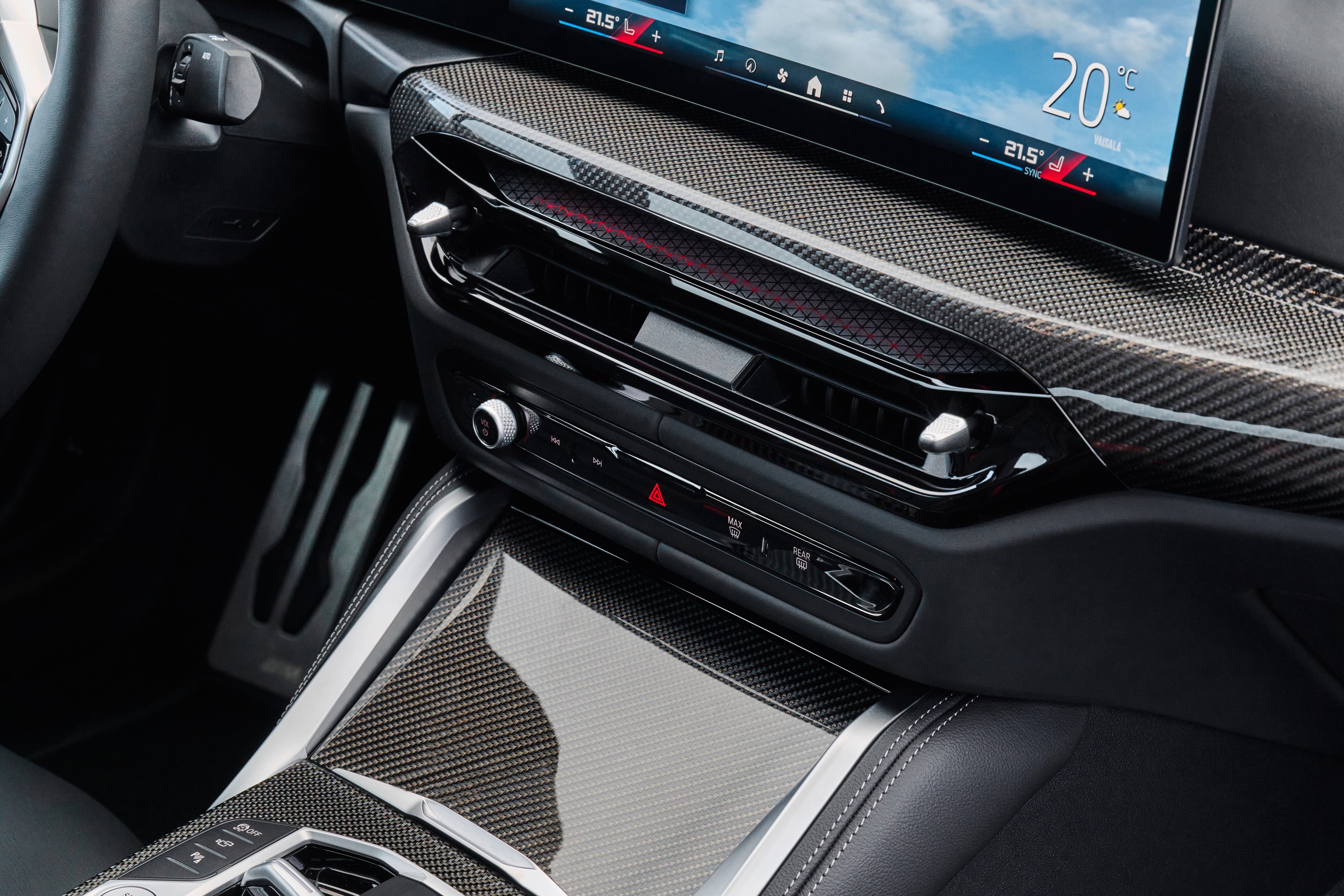 BMW 4 Series interior P90535795
