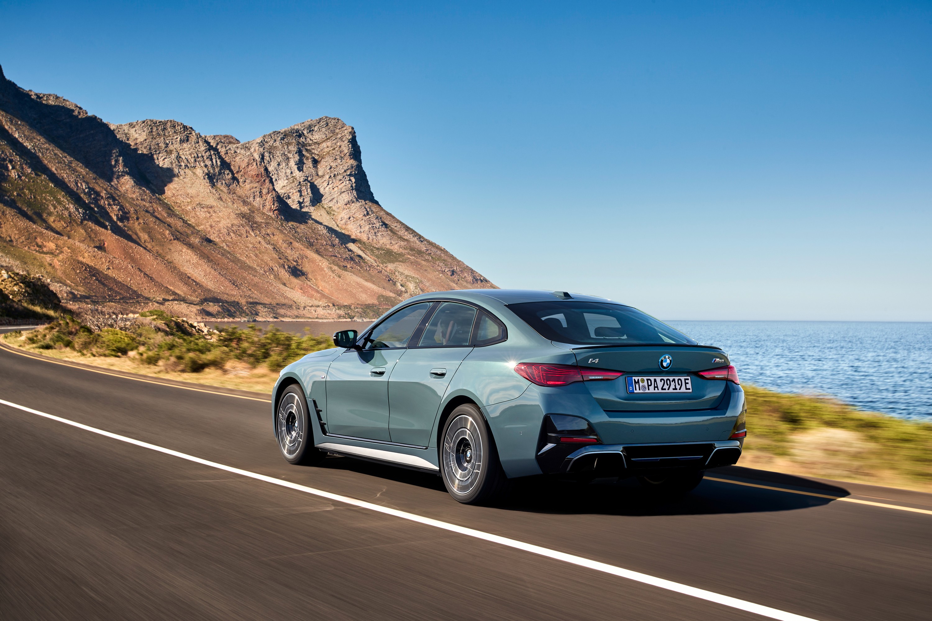 BMW i4 exterior P90546631