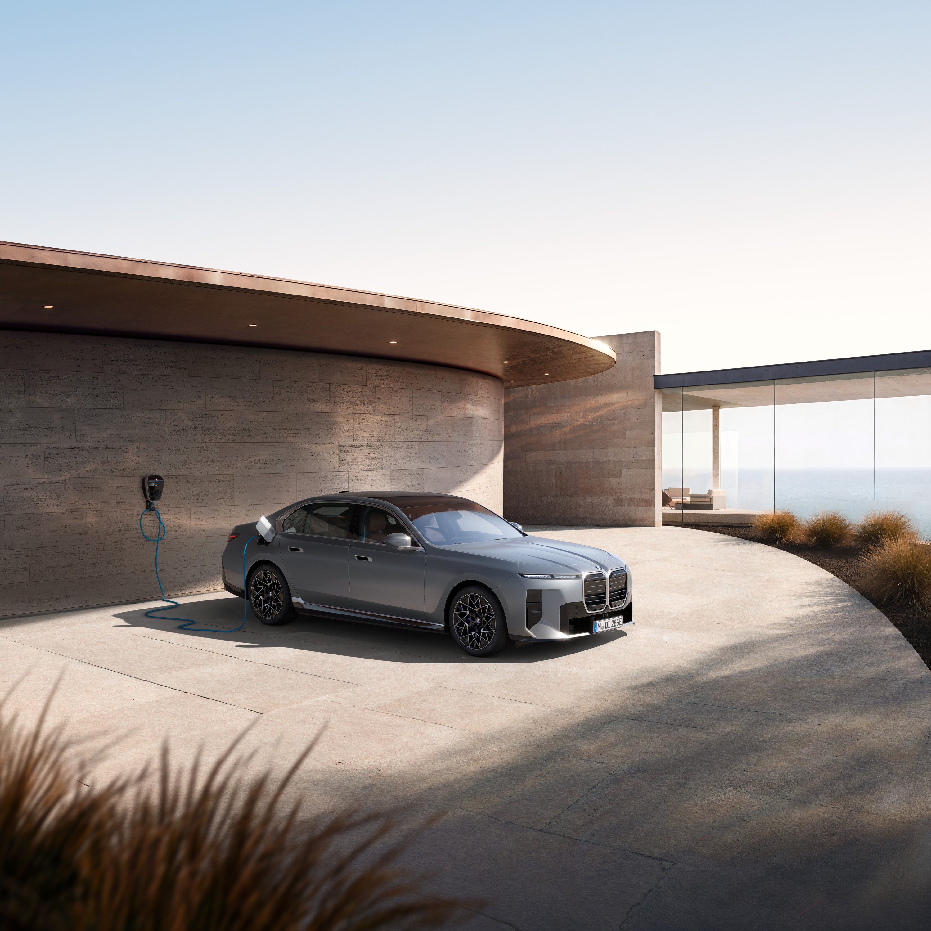 BMW i7 exterior P90639139
