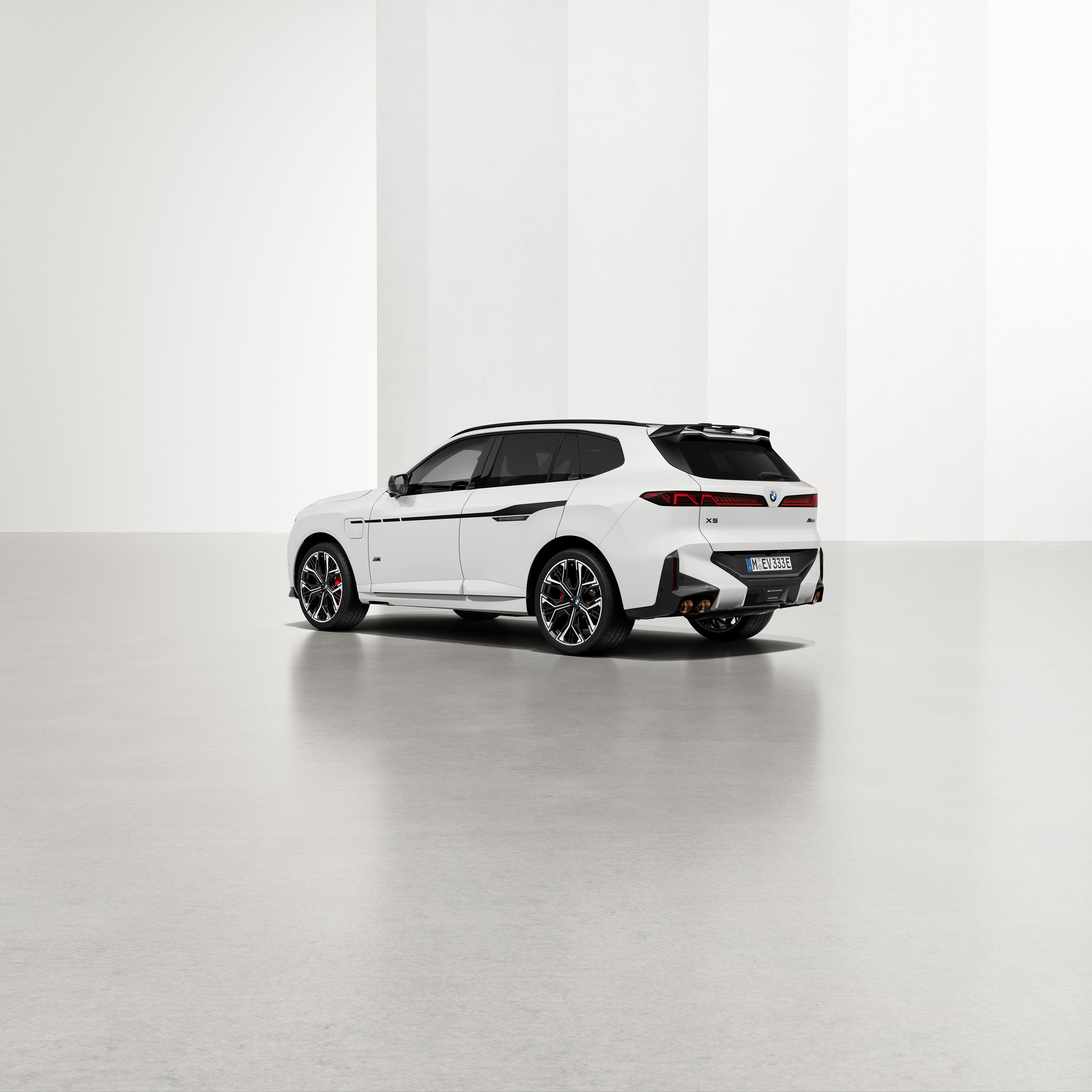 BMW X5 exterior P90654151